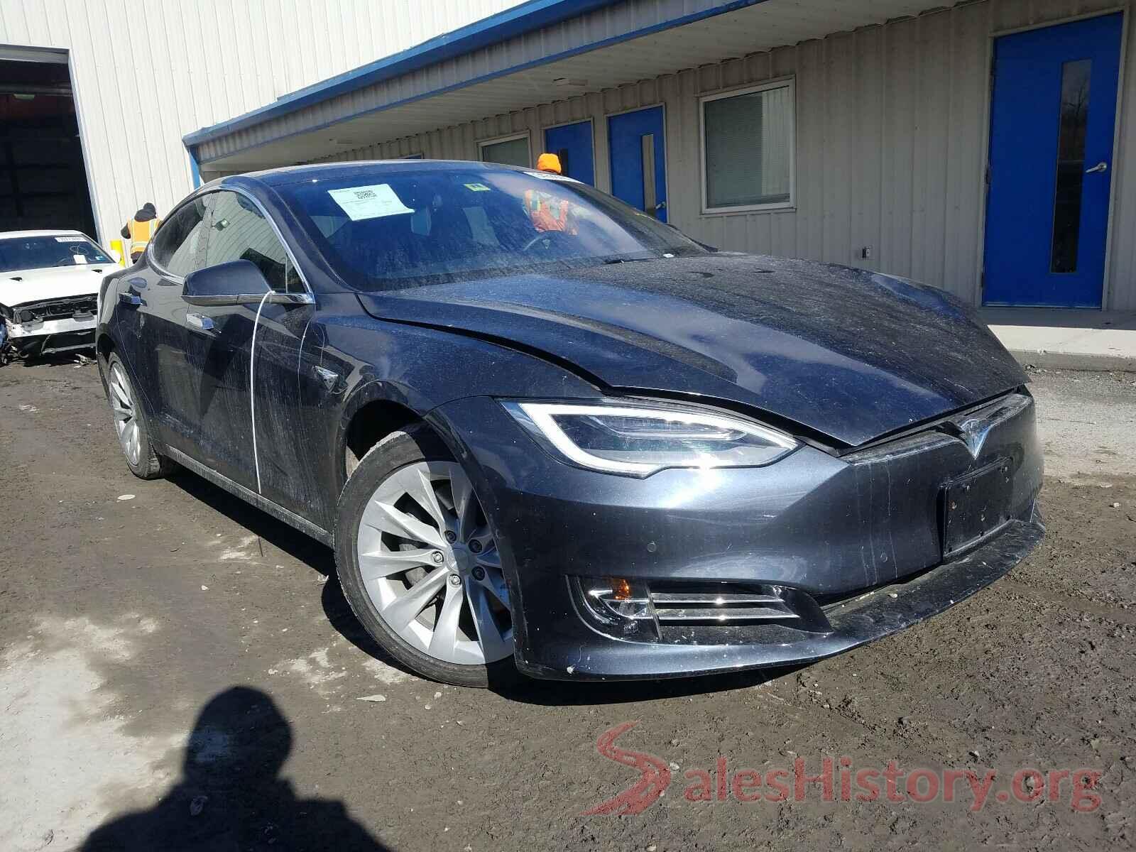 5YJSA1E28JF247582 2018 TESLA MODEL S