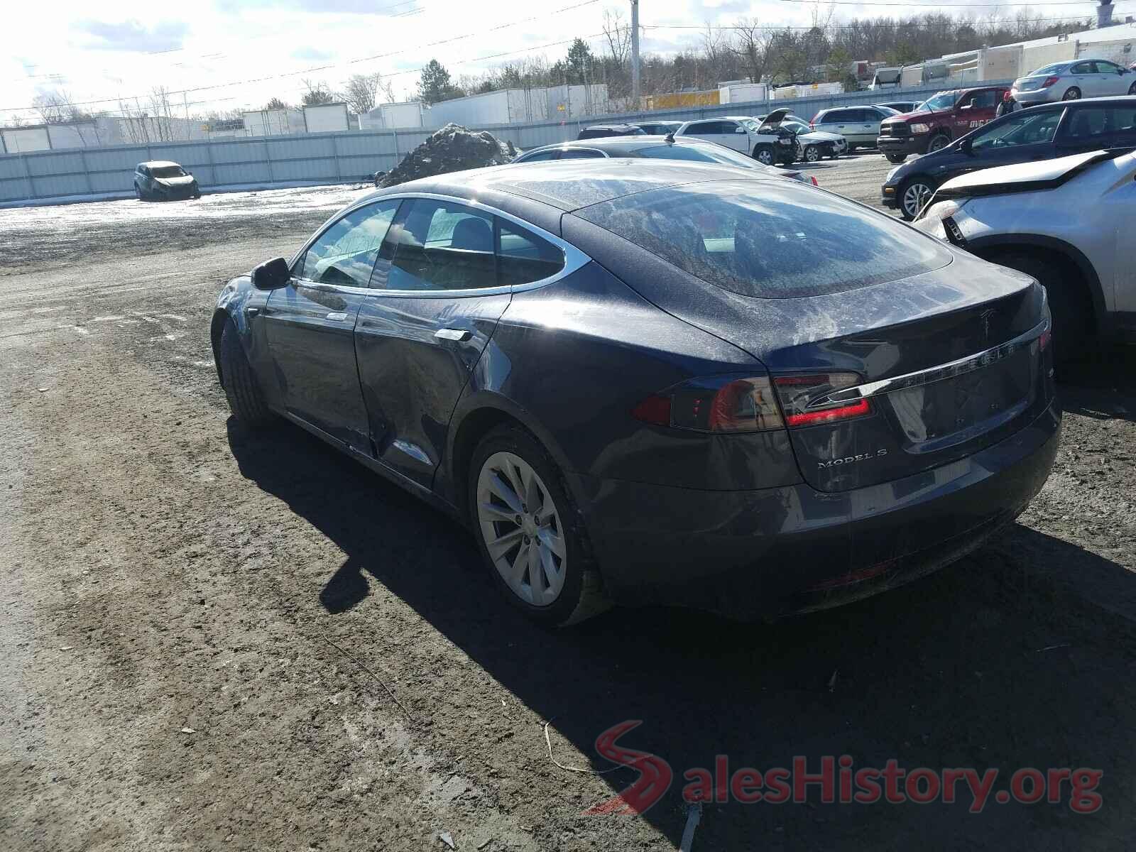 5YJSA1E28JF247582 2018 TESLA MODEL S