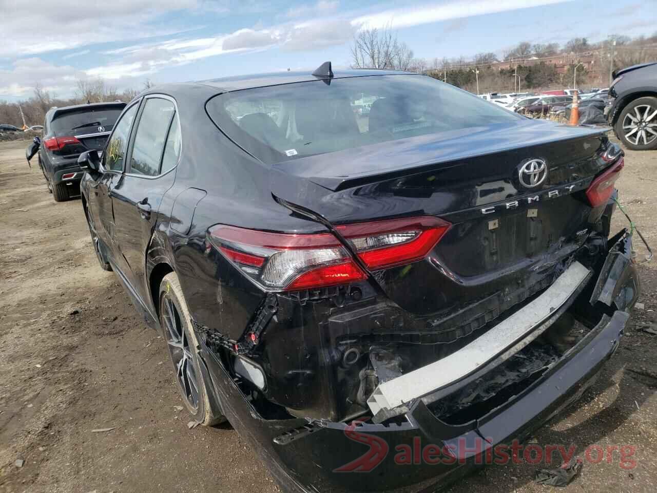 4T1G11AK0MU516984 2021 TOYOTA CAMRY