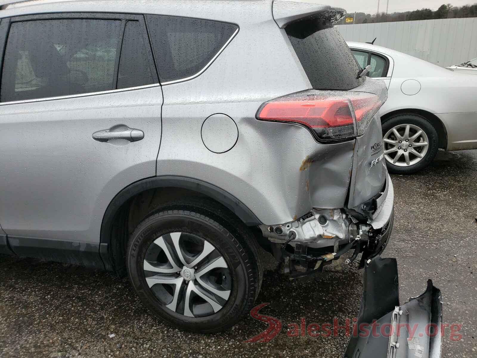 2T3ZFREV4HW357476 2017 TOYOTA RAV4