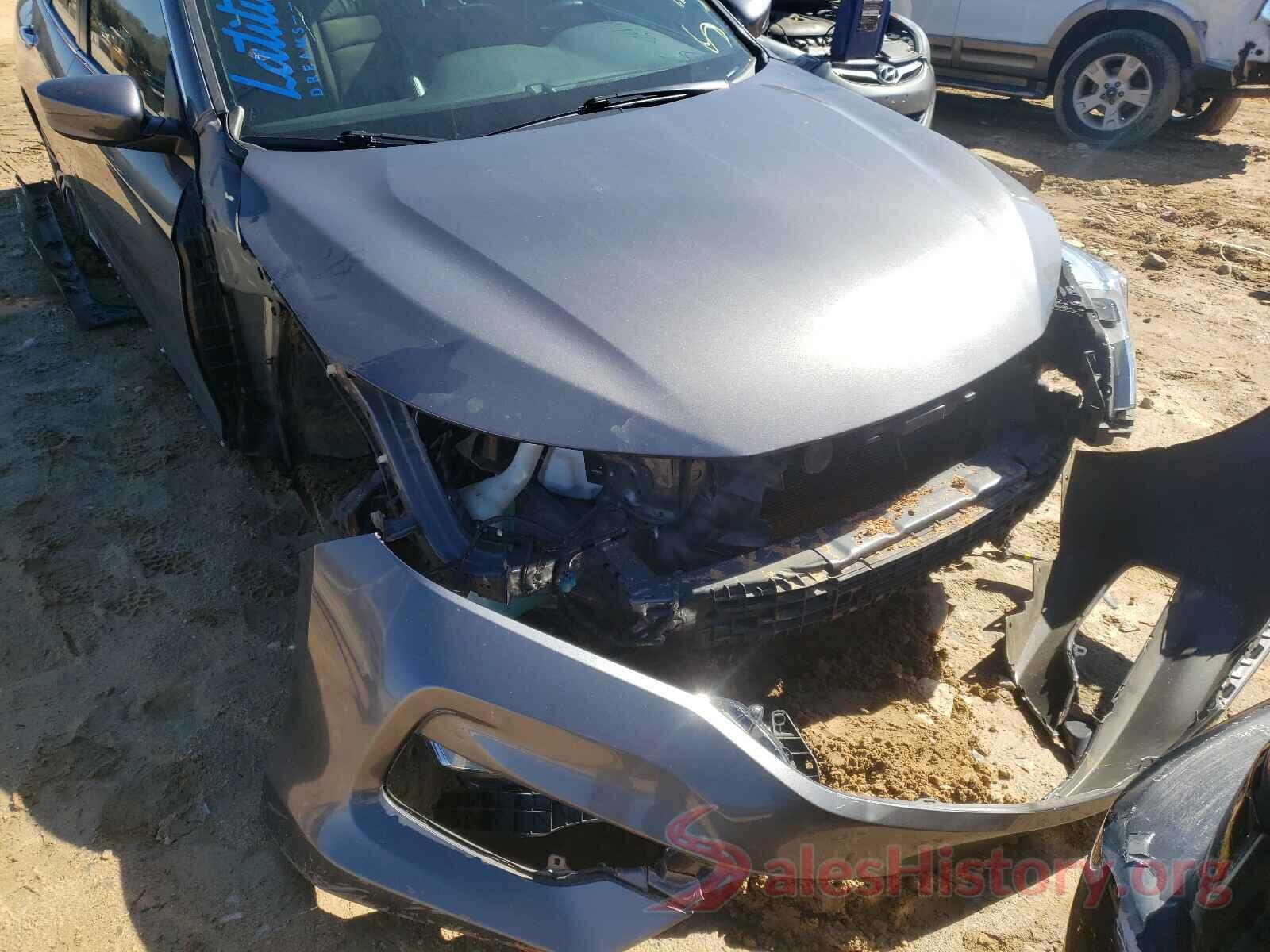 1HGCR2F17HA256609 2017 HONDA ACCORD