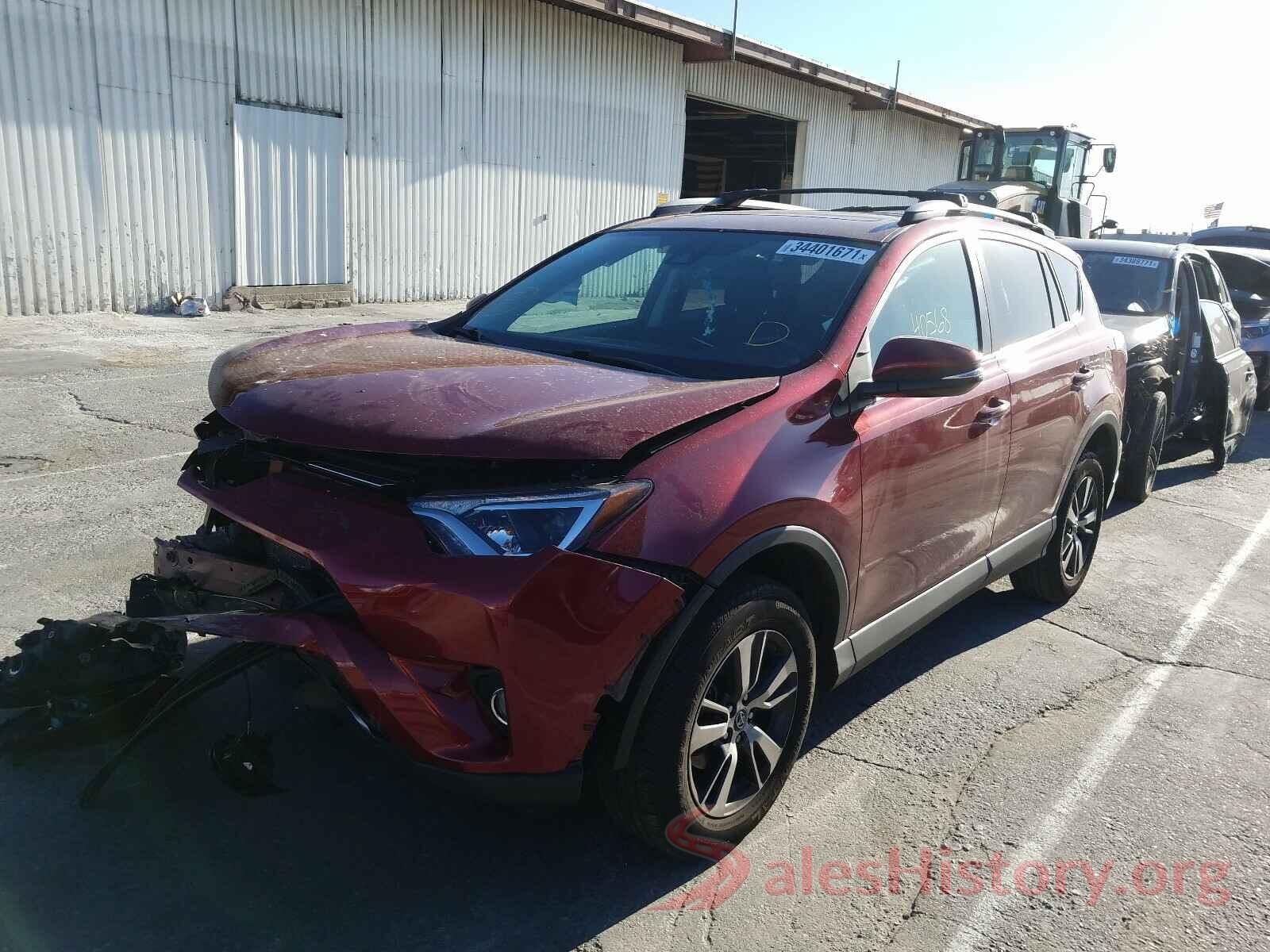 2T3WFREV3JW450143 2018 TOYOTA RAV4