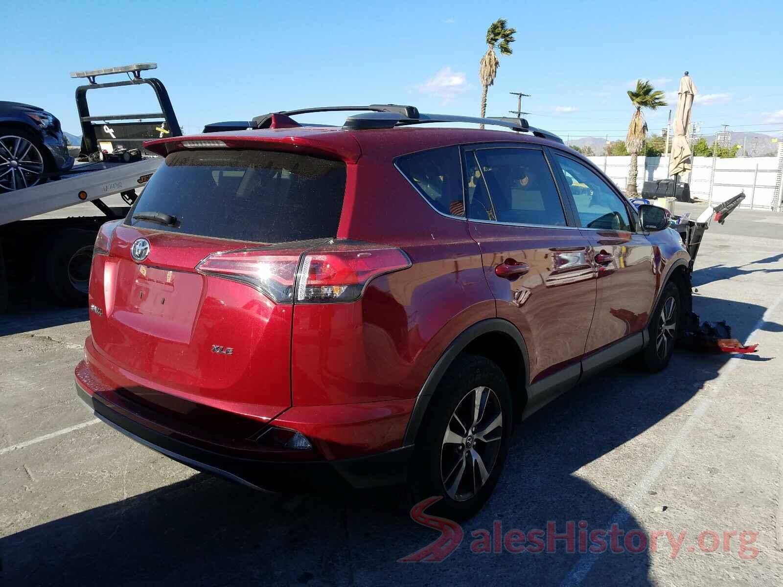 2T3WFREV3JW450143 2018 TOYOTA RAV4