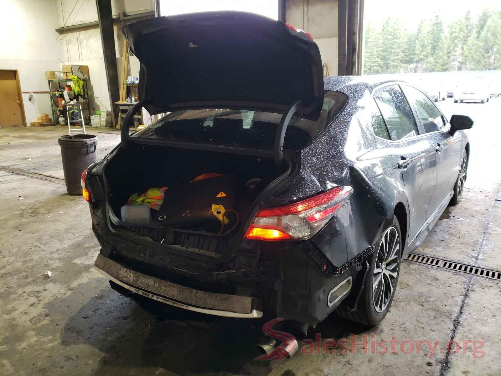 JTNB11HK8J3038816 2018 TOYOTA CAMRY