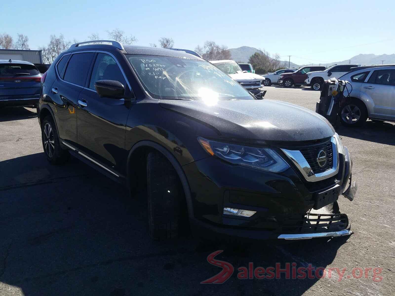 JN8AT2MT8JW452535 2018 NISSAN ROGUE