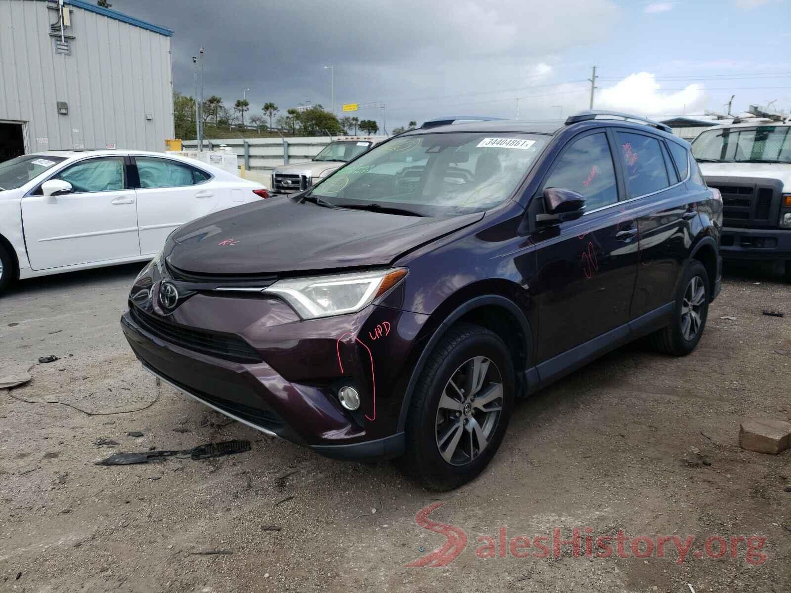 2T3WFREVXHW352558 2017 TOYOTA RAV4