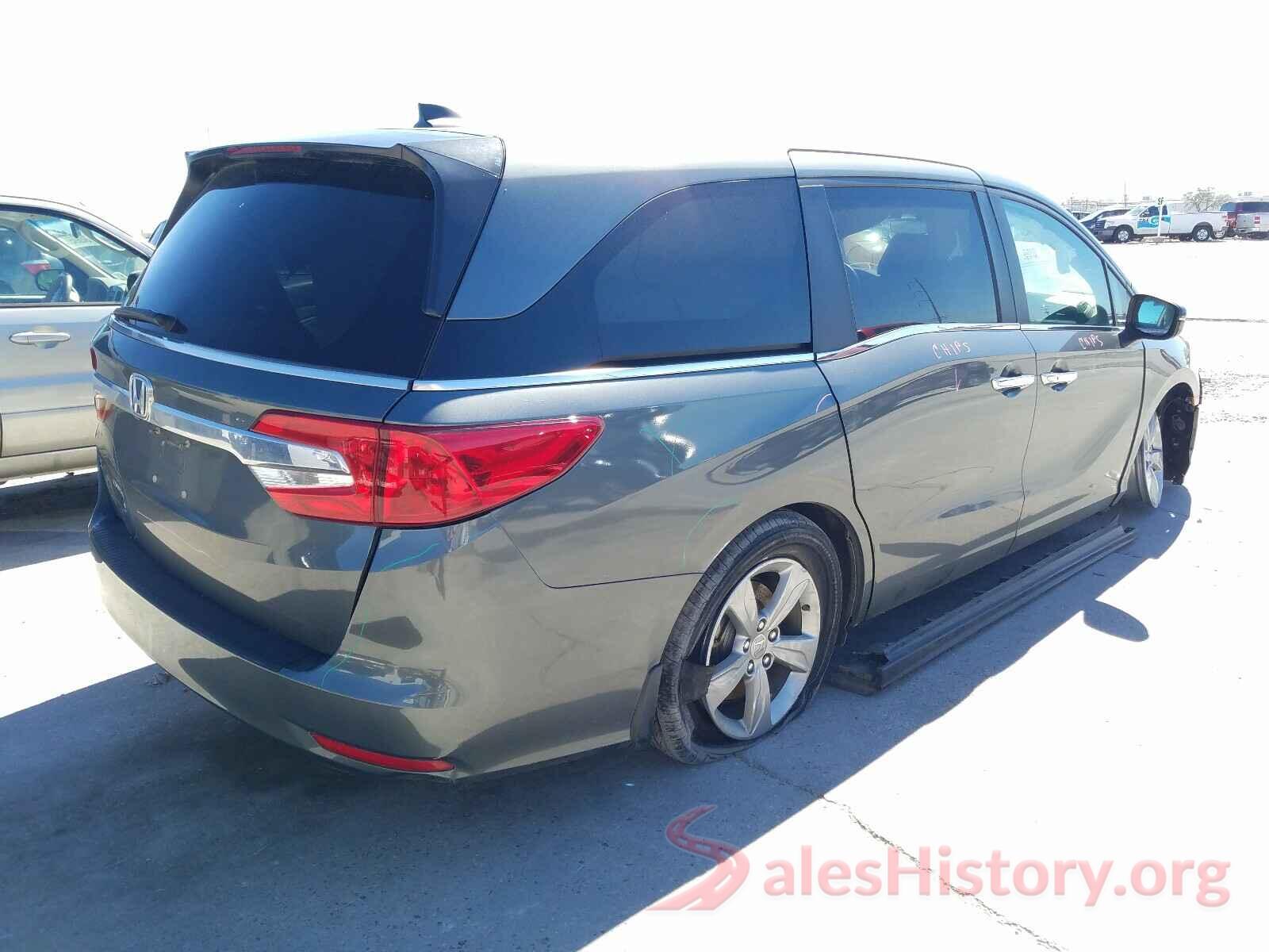 5FNRL6H71JB018335 2018 HONDA ODYSSEY