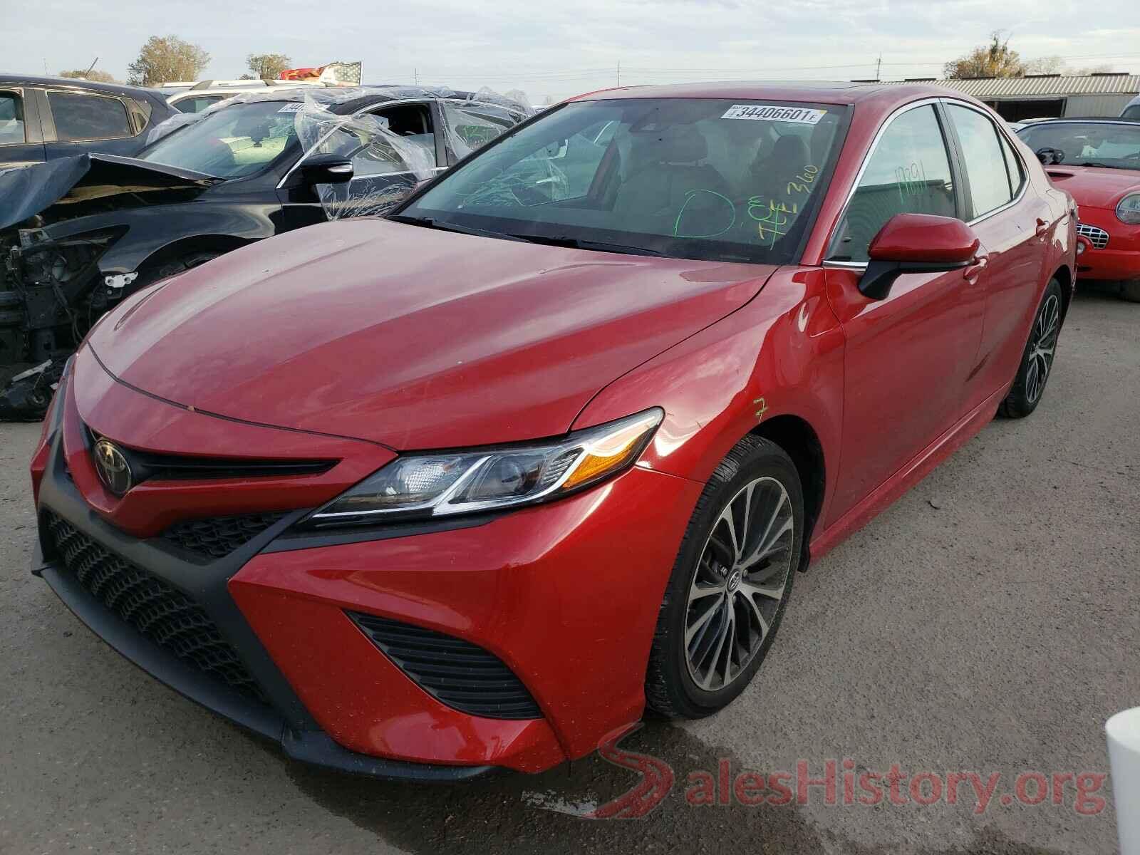 4T1B11HK5KU226821 2019 TOYOTA CAMRY