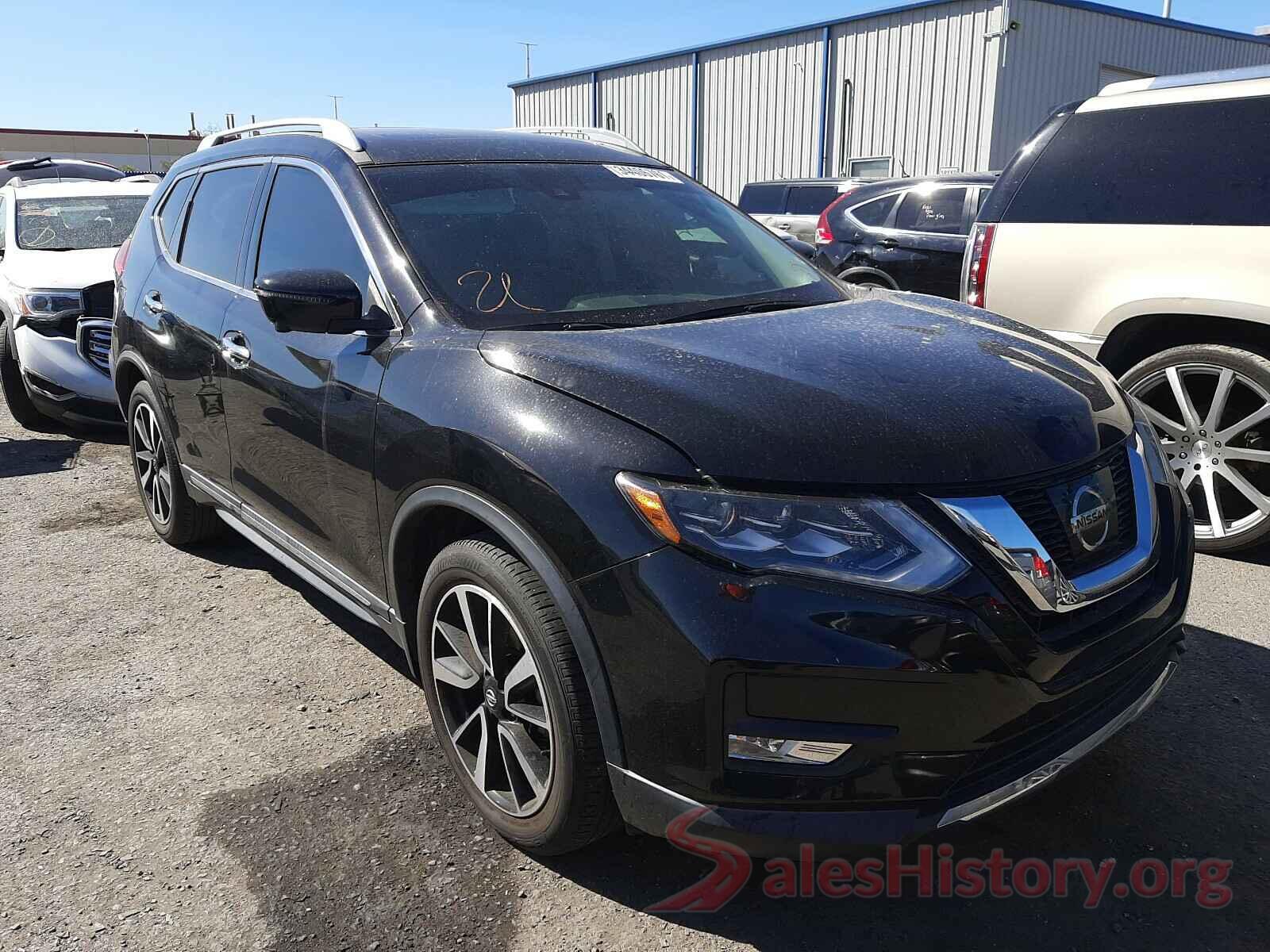 5N1AT2MT4HC759929 2017 NISSAN ROGUE