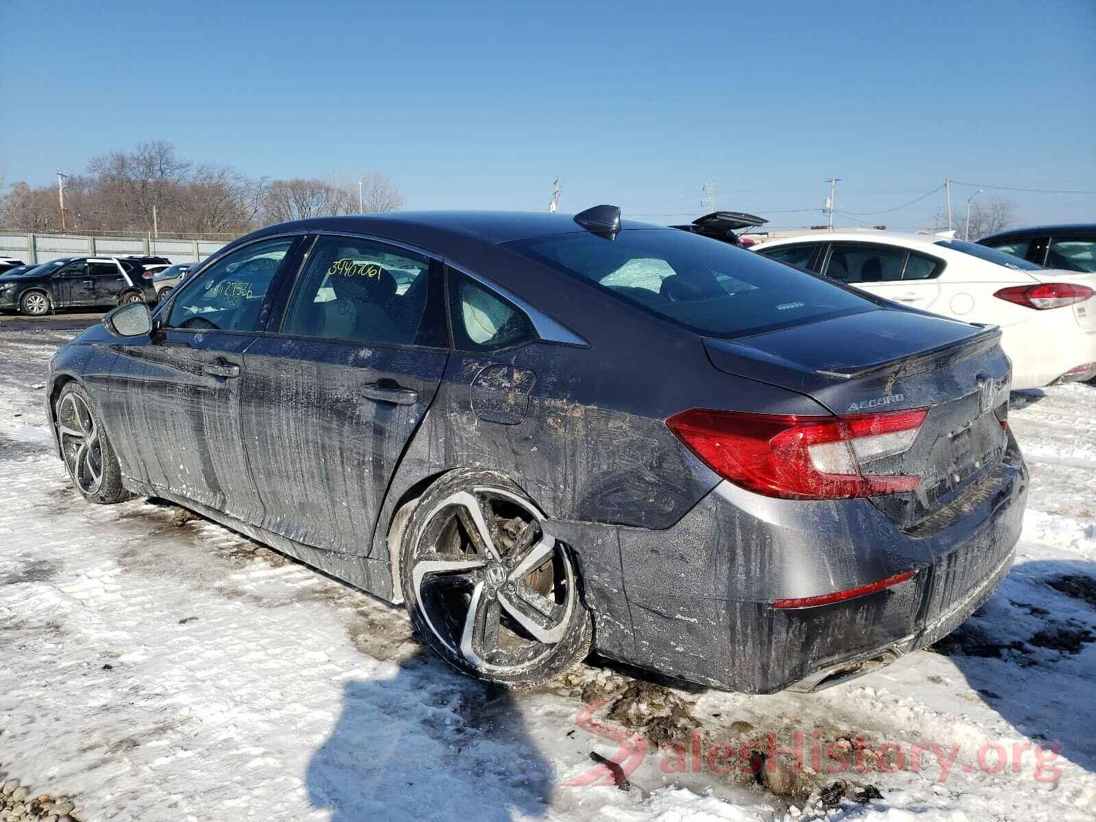 1HGCV1F35JA028640 2018 HONDA ACCORD