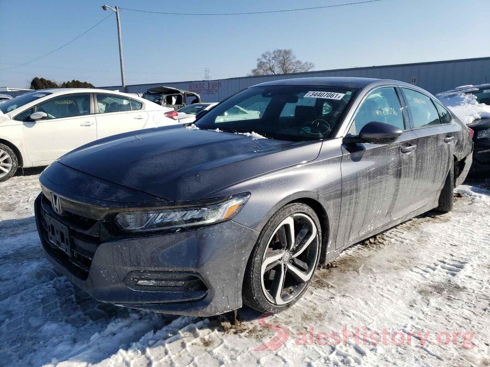 1HGCV1F35JA028640 2018 HONDA ACCORD