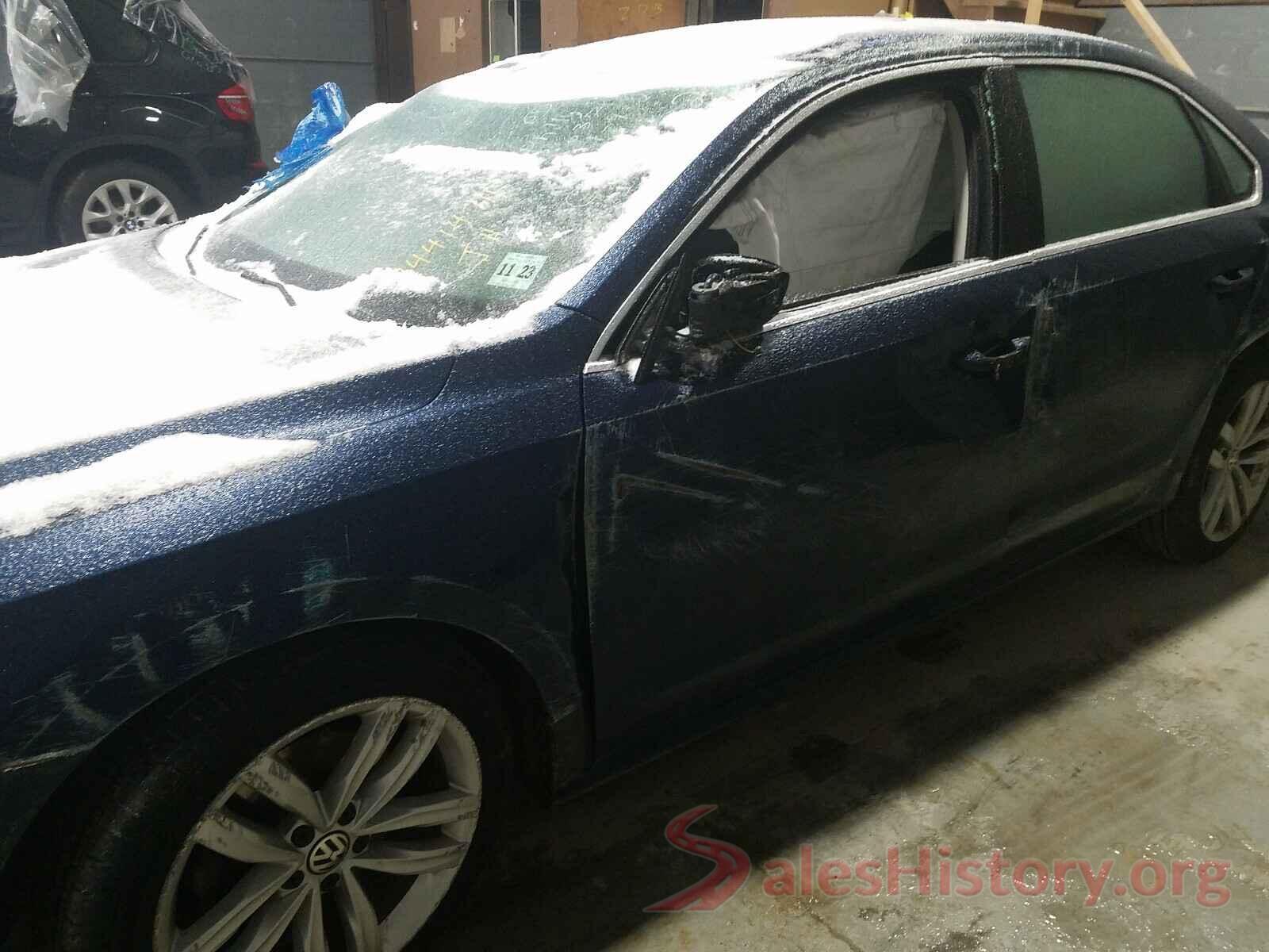 1VWBA7A30JC026862 2018 VOLKSWAGEN PASSAT