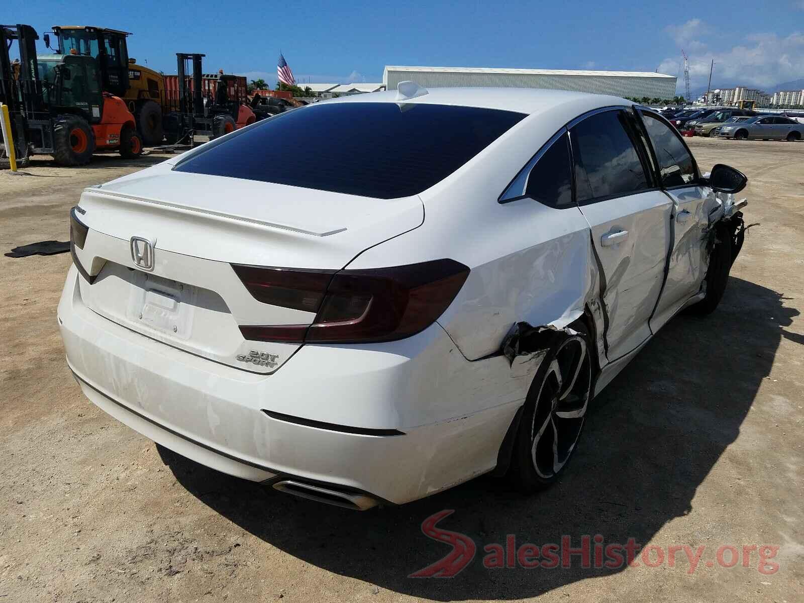 1HGCV2F35JA052992 2018 HONDA ACCORD