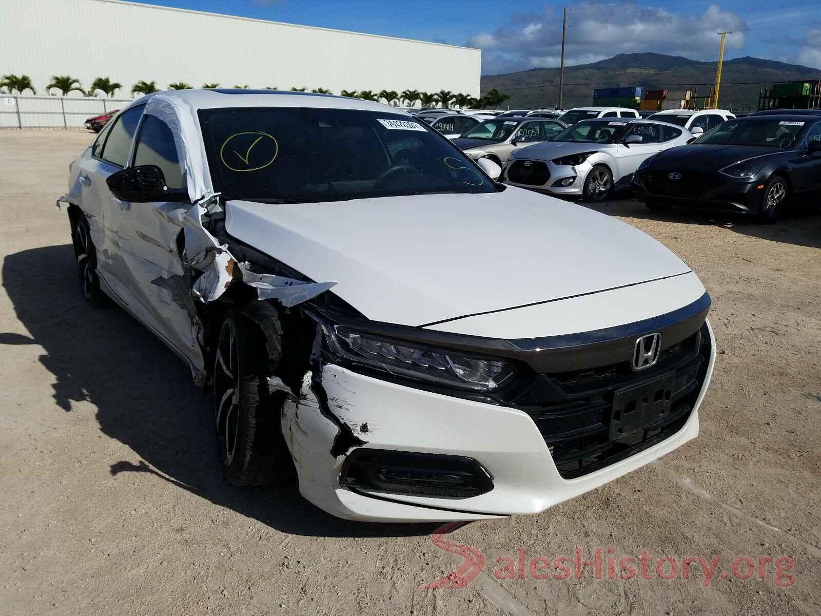 1HGCV2F35JA052992 2018 HONDA ACCORD