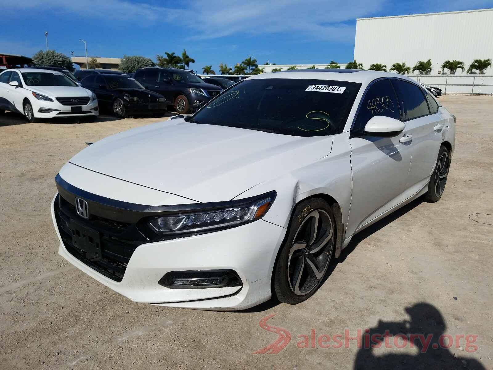 1HGCV2F35JA052992 2018 HONDA ACCORD