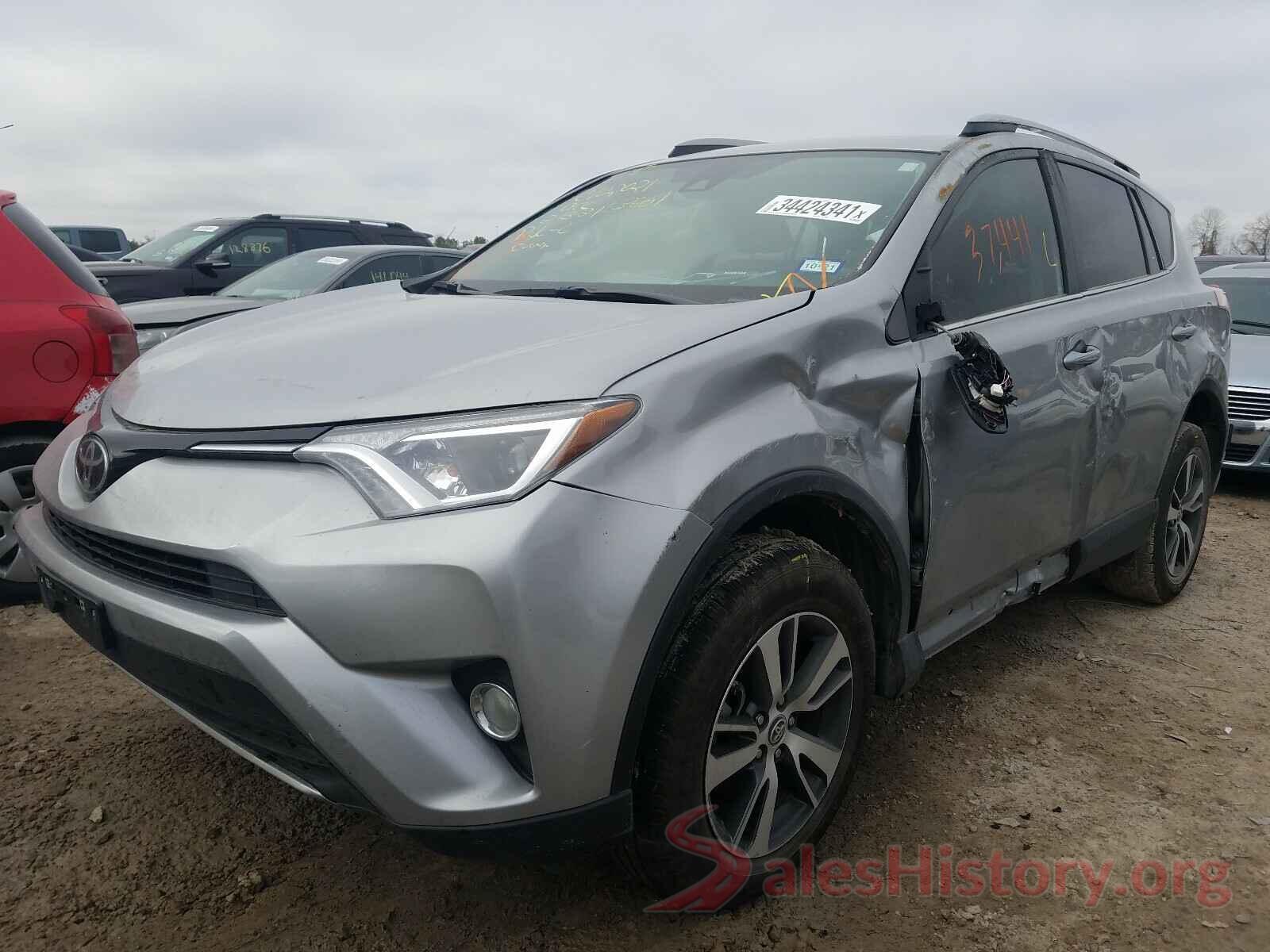 2T3WFREV1JW515121 2018 TOYOTA RAV4