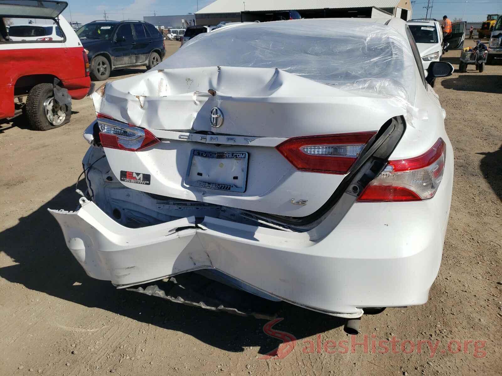 4T1B11HKXJU122775 2018 TOYOTA CAMRY