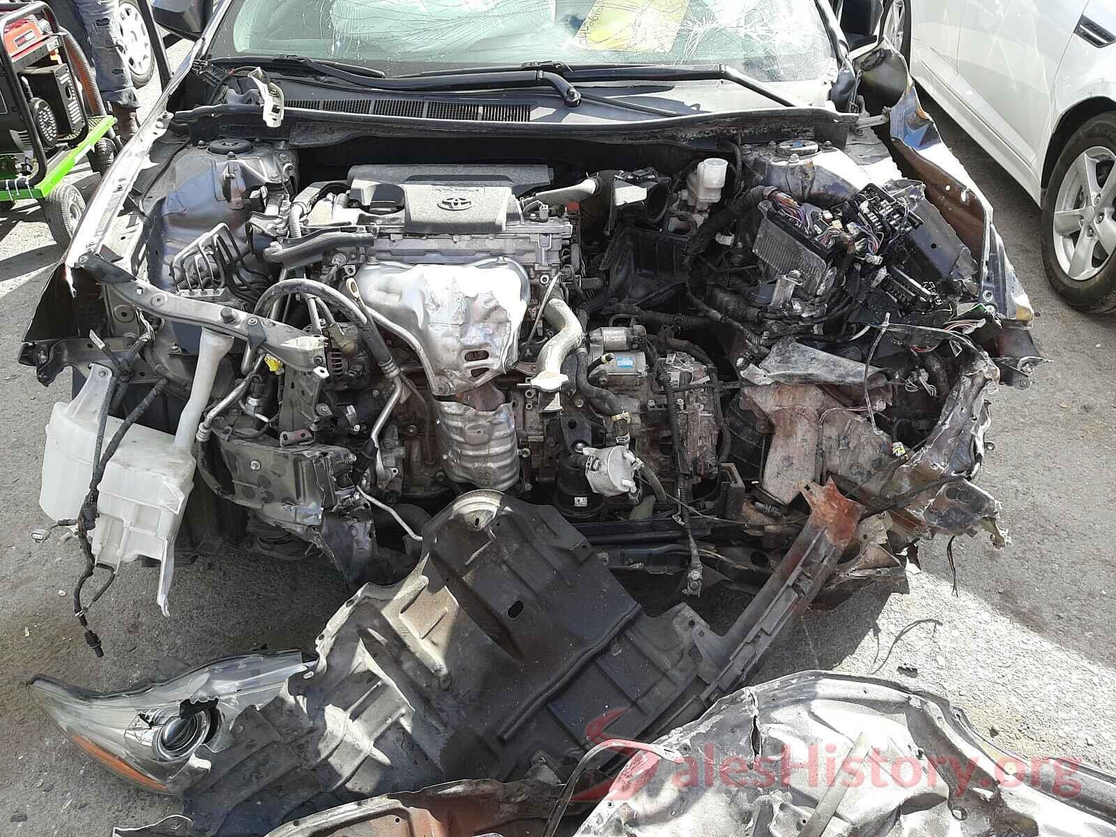 4T1BF1FK1GU247032 2016 TOYOTA CAMRY