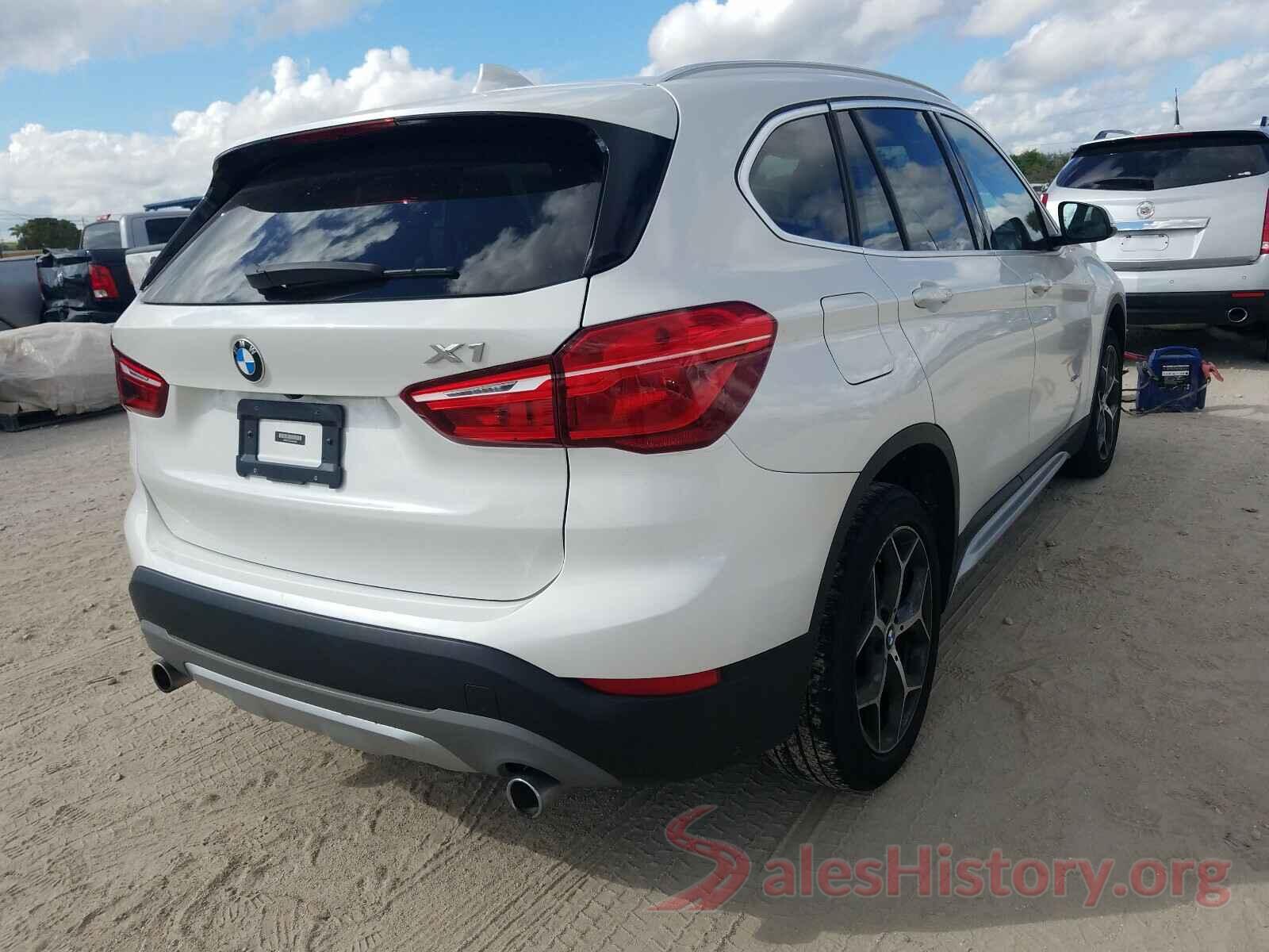 WBXHU7C30J5H44990 2018 BMW X1