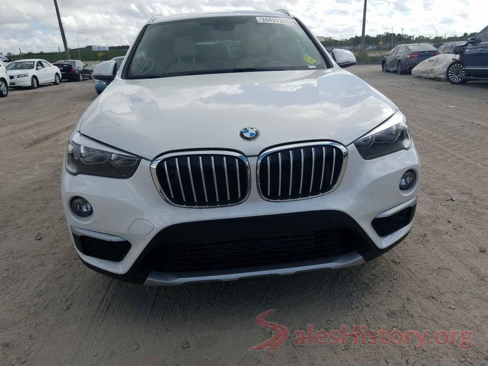 WBXHU7C30J5H44990 2018 BMW X1