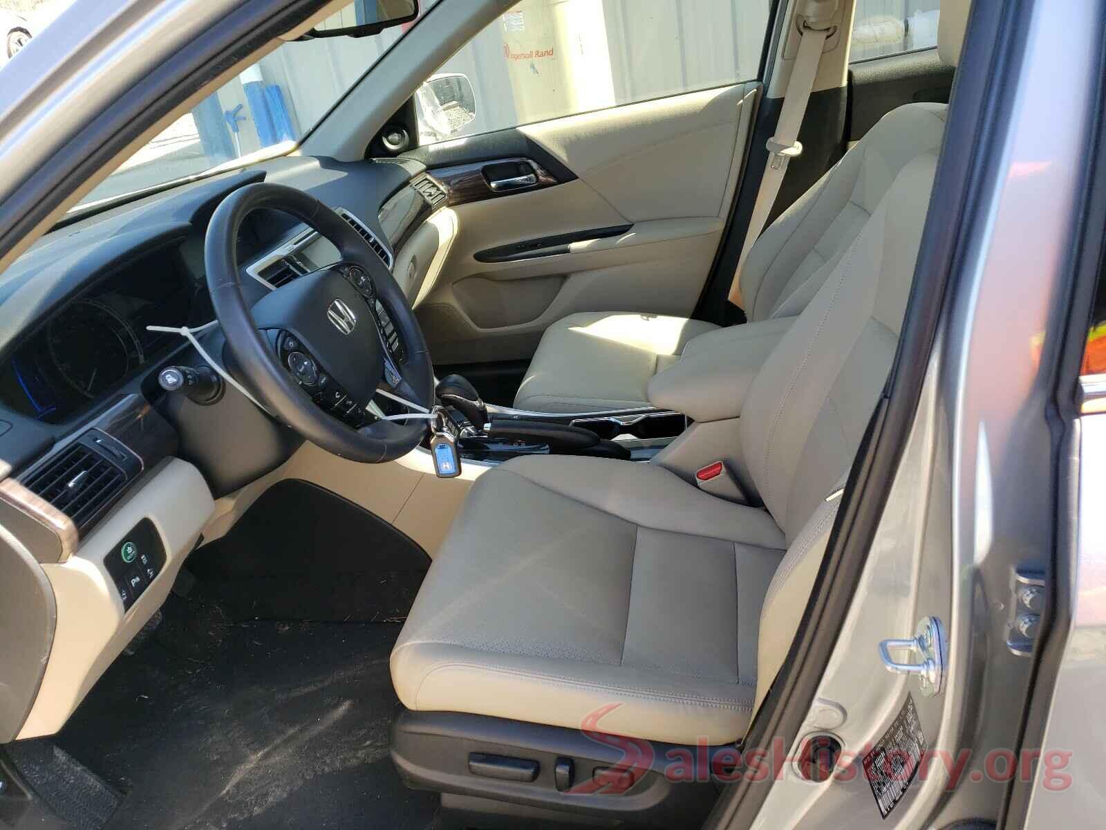 JHMCR6F73HC013845 2017 HONDA ACCORD