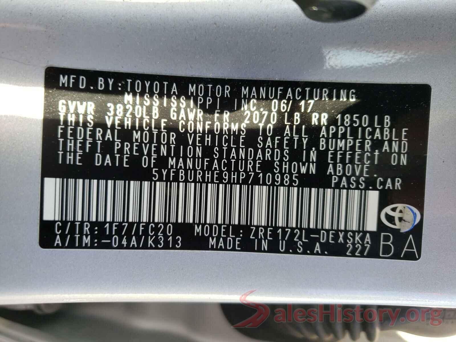 5YFBURHE9HP710985 2017 TOYOTA COROLLA