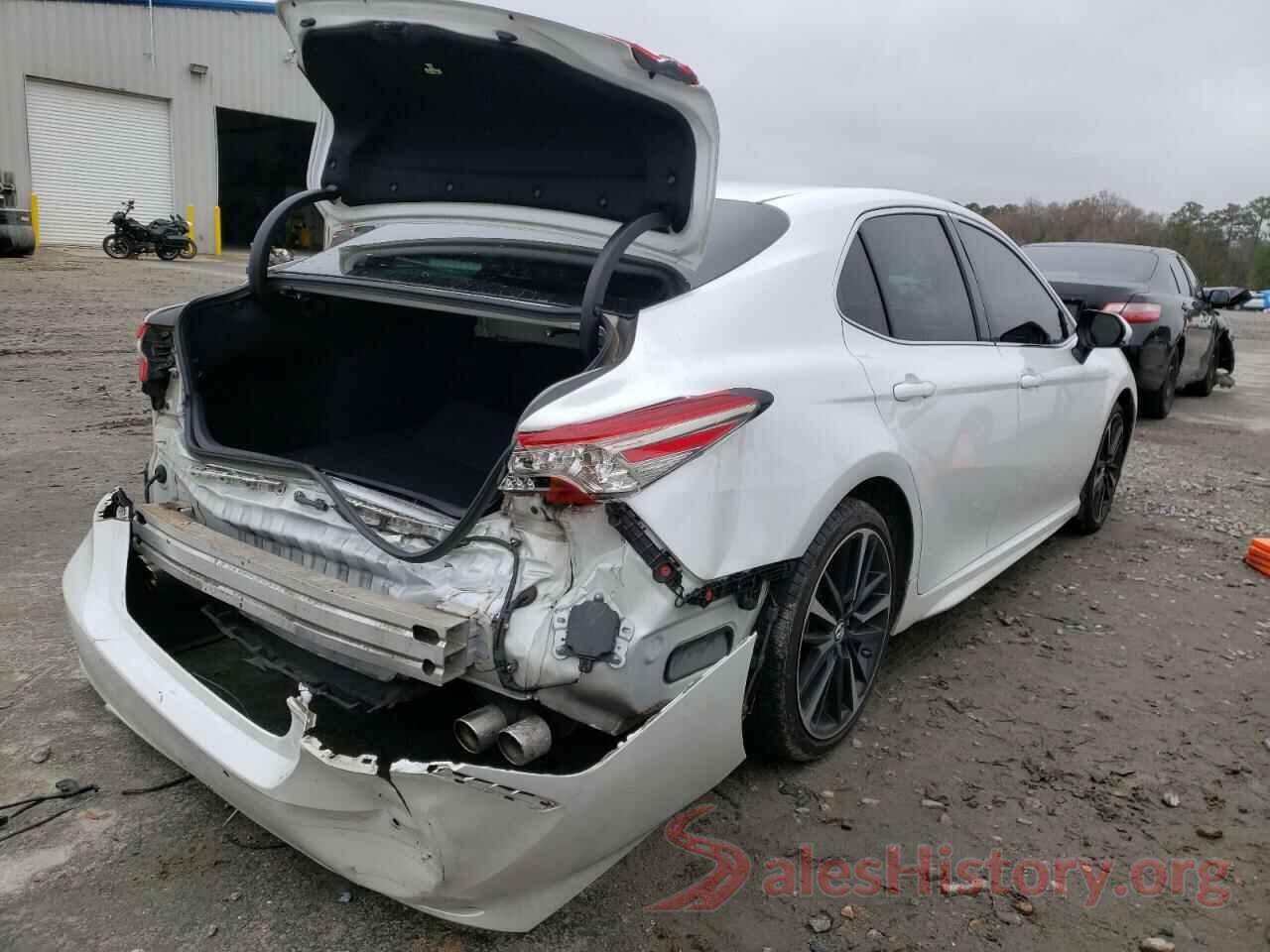 4T1B61HKXJU005490 2018 TOYOTA CAMRY