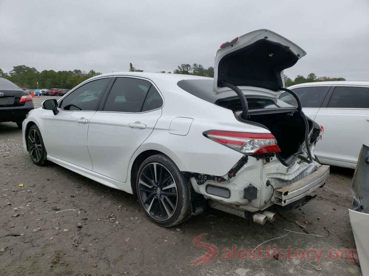 4T1B61HKXJU005490 2018 TOYOTA CAMRY