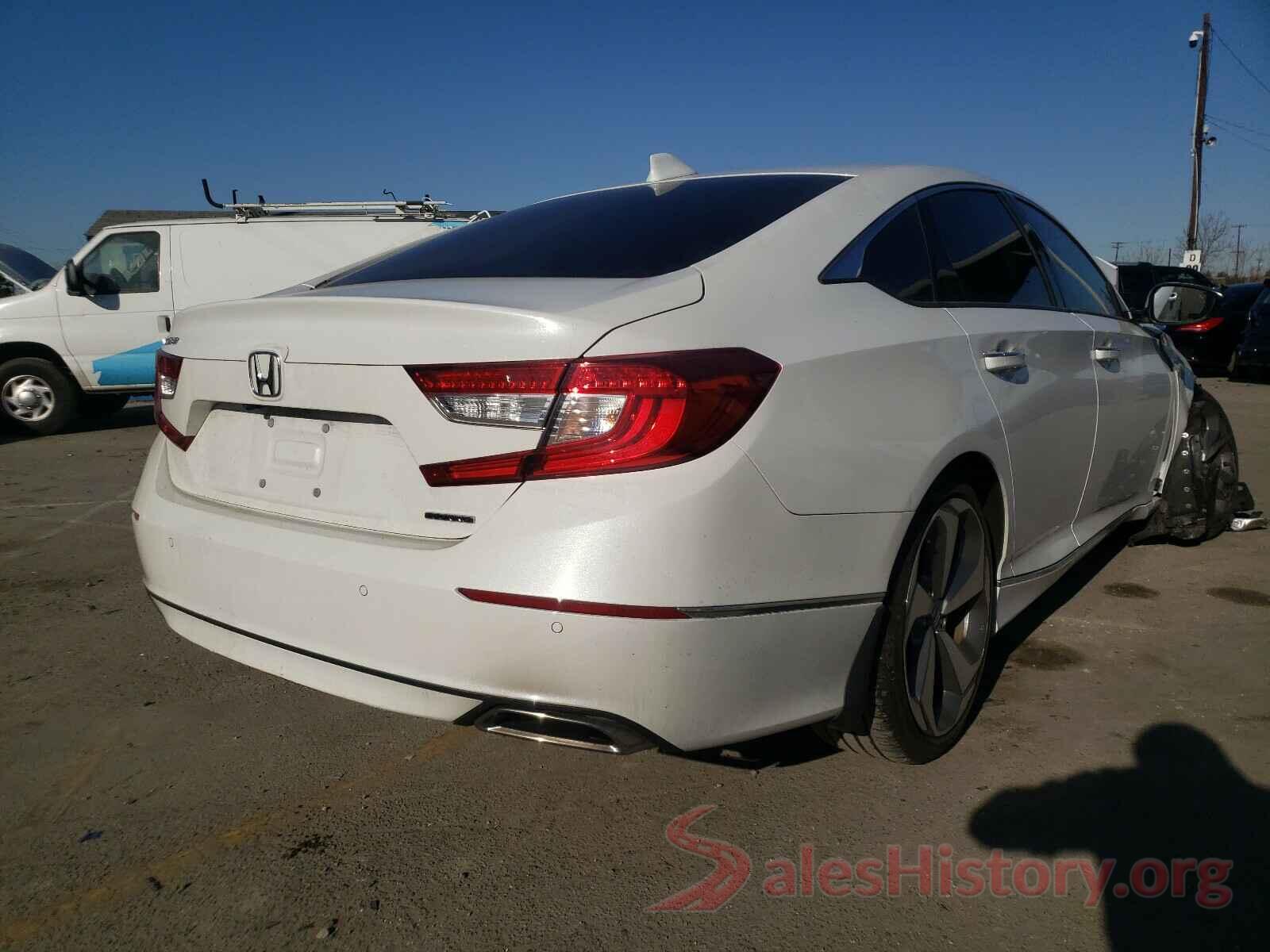 1HGCV1F98JA048370 2018 HONDA ACCORD