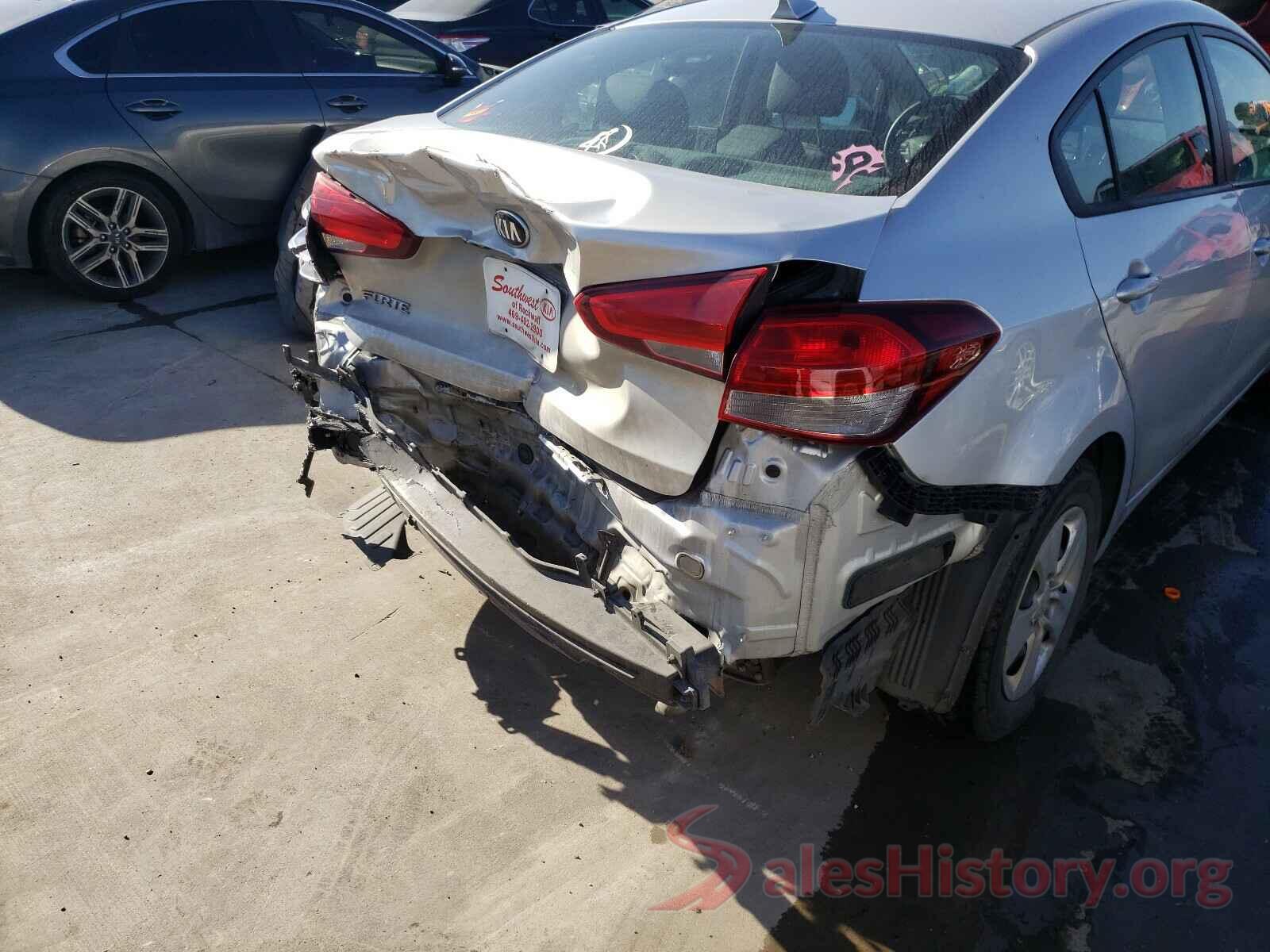 3KPFK4A71HE018789 2017 KIA FORTE