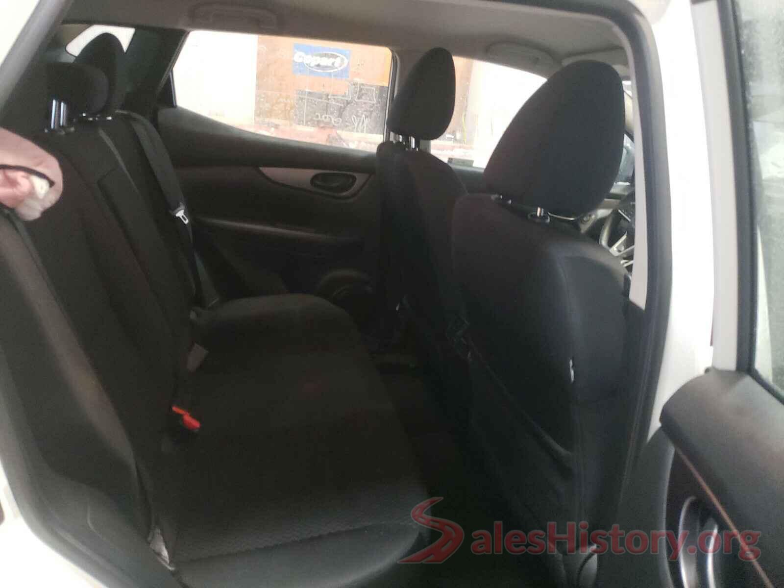 JN1BJ1CR4KW315618 2019 NISSAN ROGUE