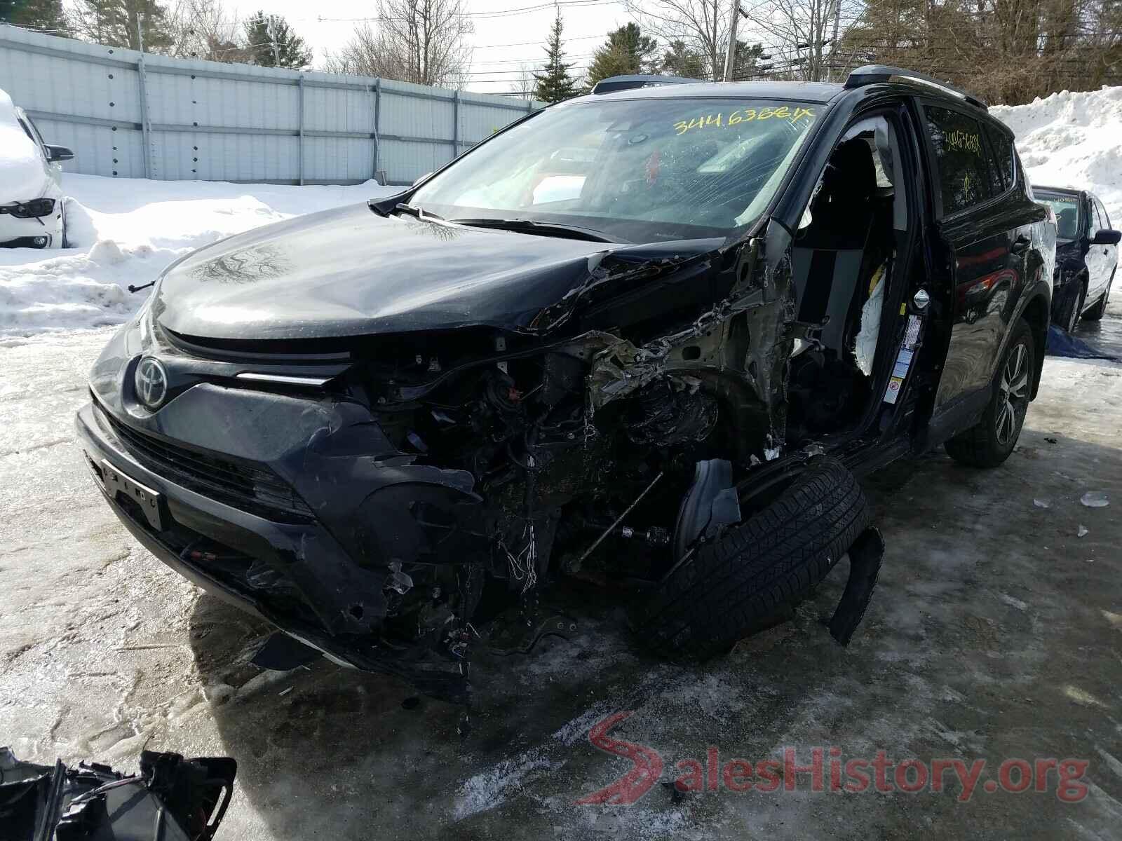 2T3RFREV3JW719108 2018 TOYOTA RAV4