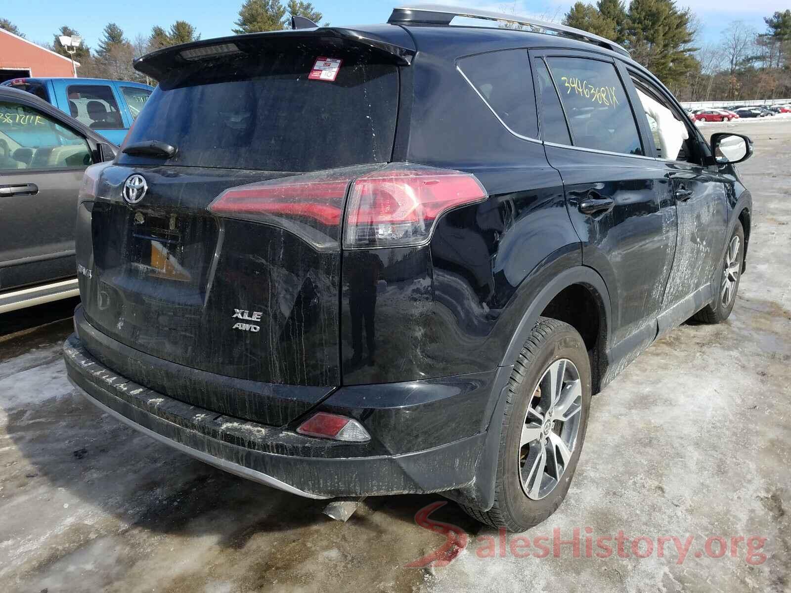 2T3RFREV3JW719108 2018 TOYOTA RAV4