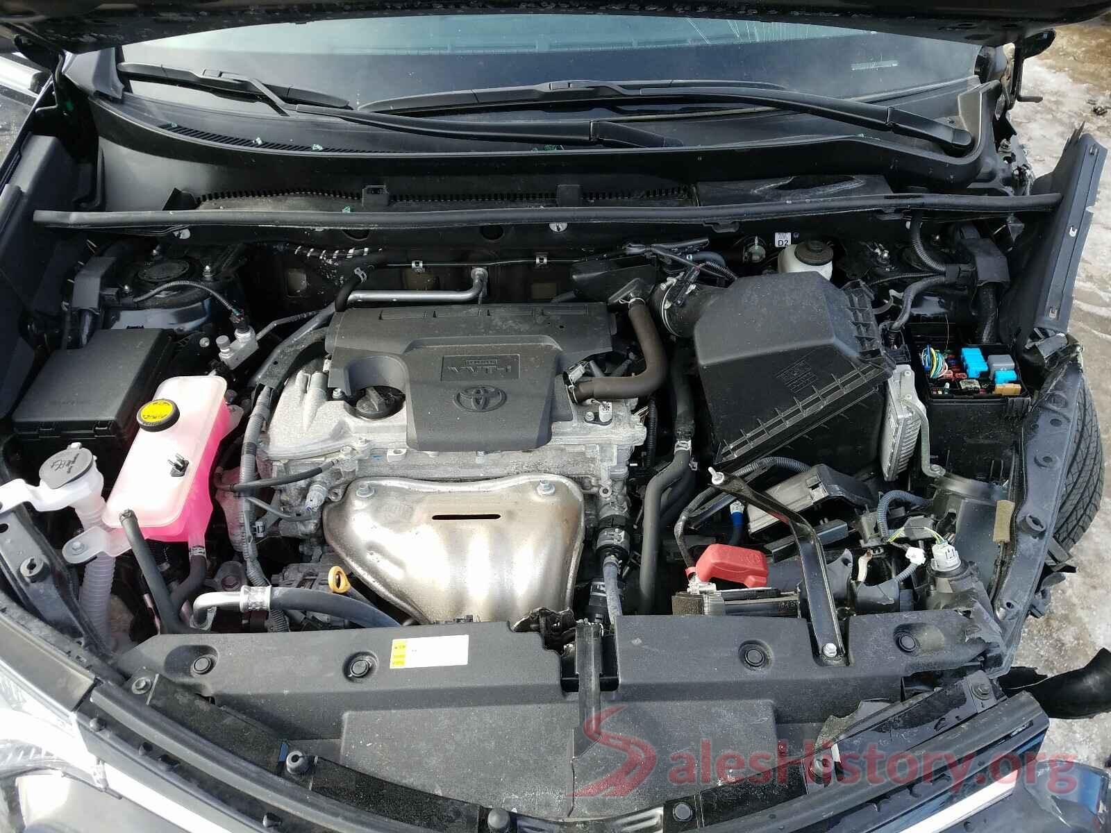 2T3RFREV3JW719108 2018 TOYOTA RAV4