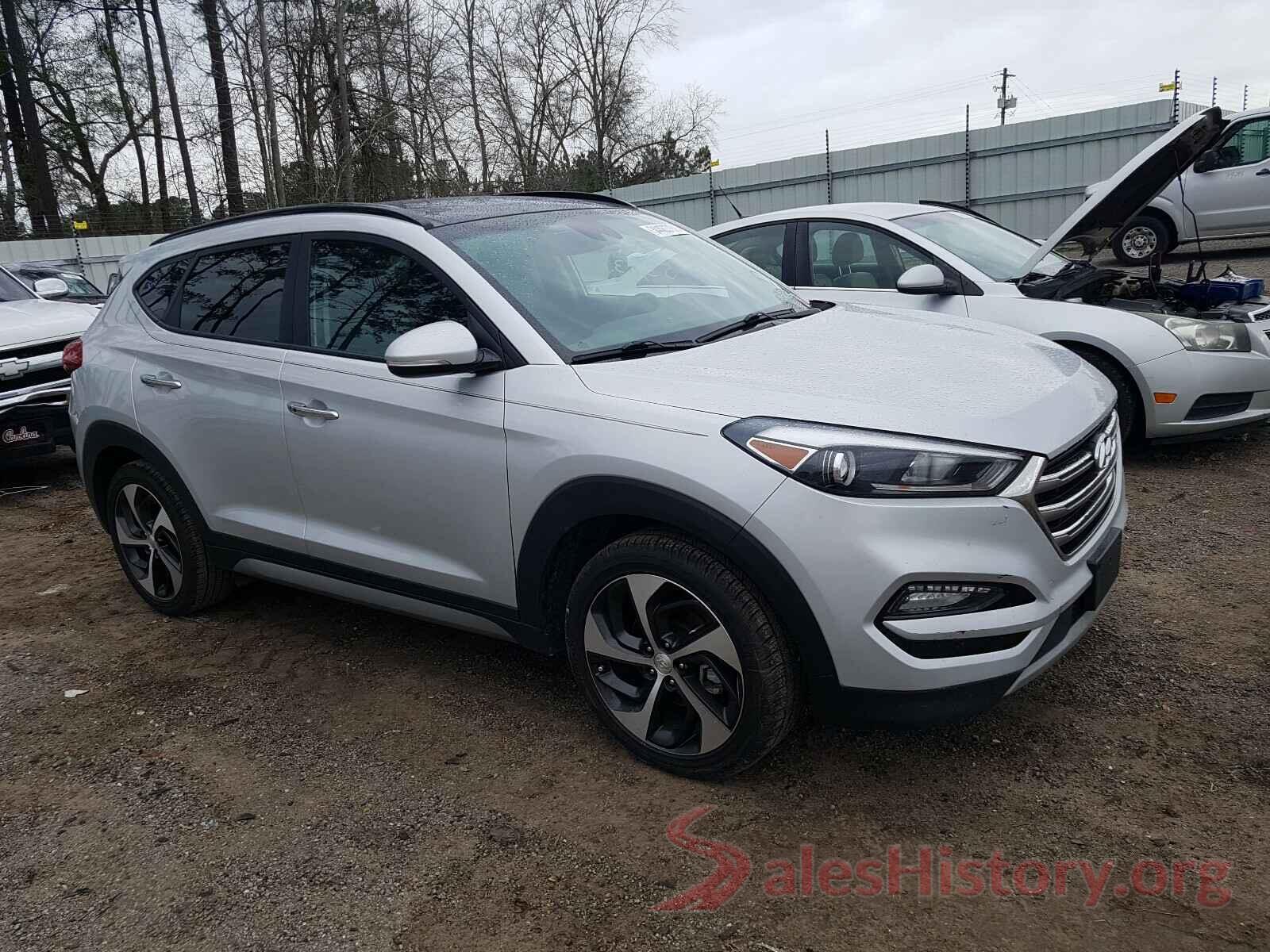 KM8J3CA23HU284401 2017 HYUNDAI TUCSON