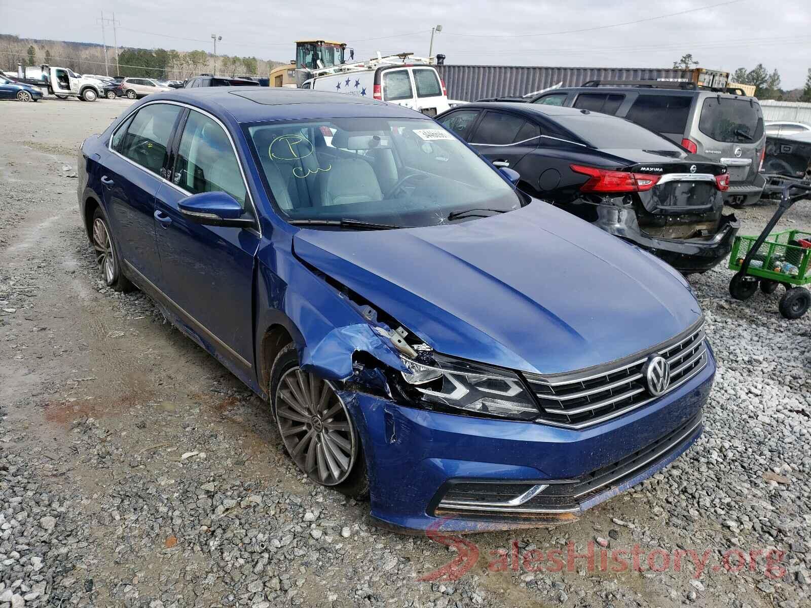 1VWBT7A3XHC043687 2017 VOLKSWAGEN PASSAT