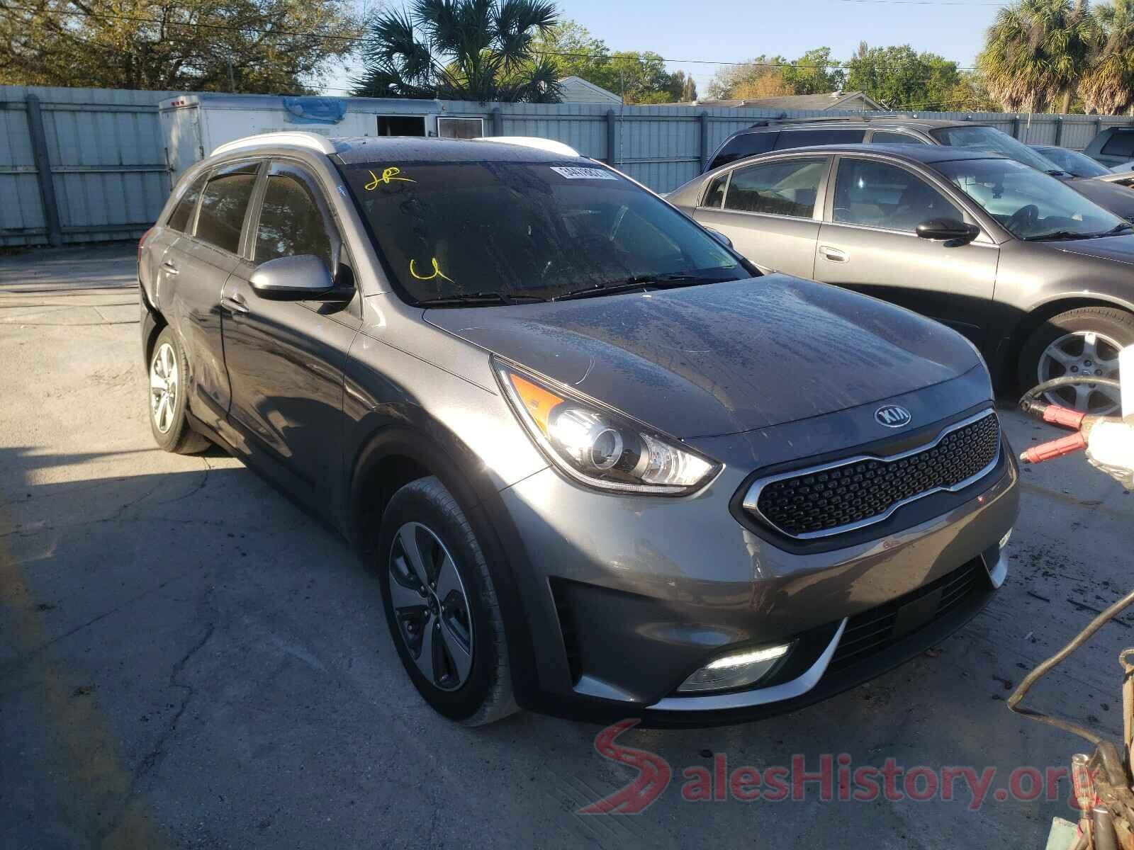 KNDCB3LC3H5069374 2017 KIA NIRO