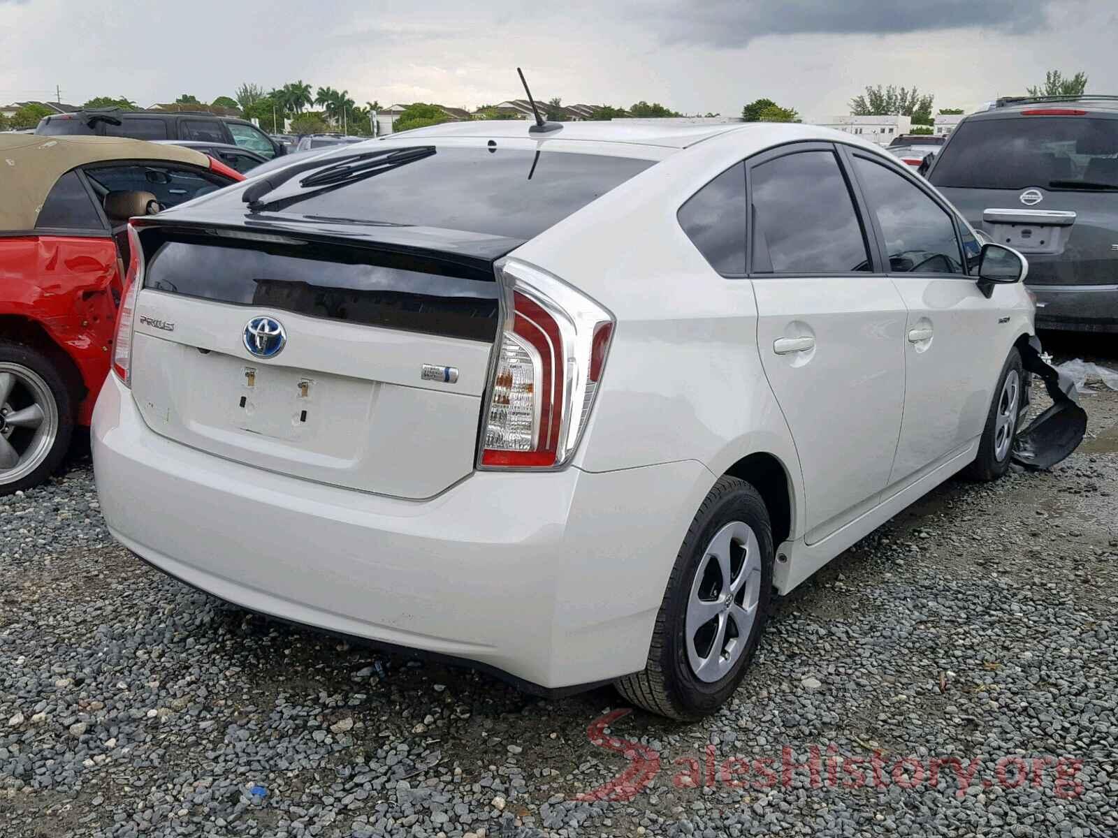 JTDKN3DU2F0452405 2015 TOYOTA PRIUS