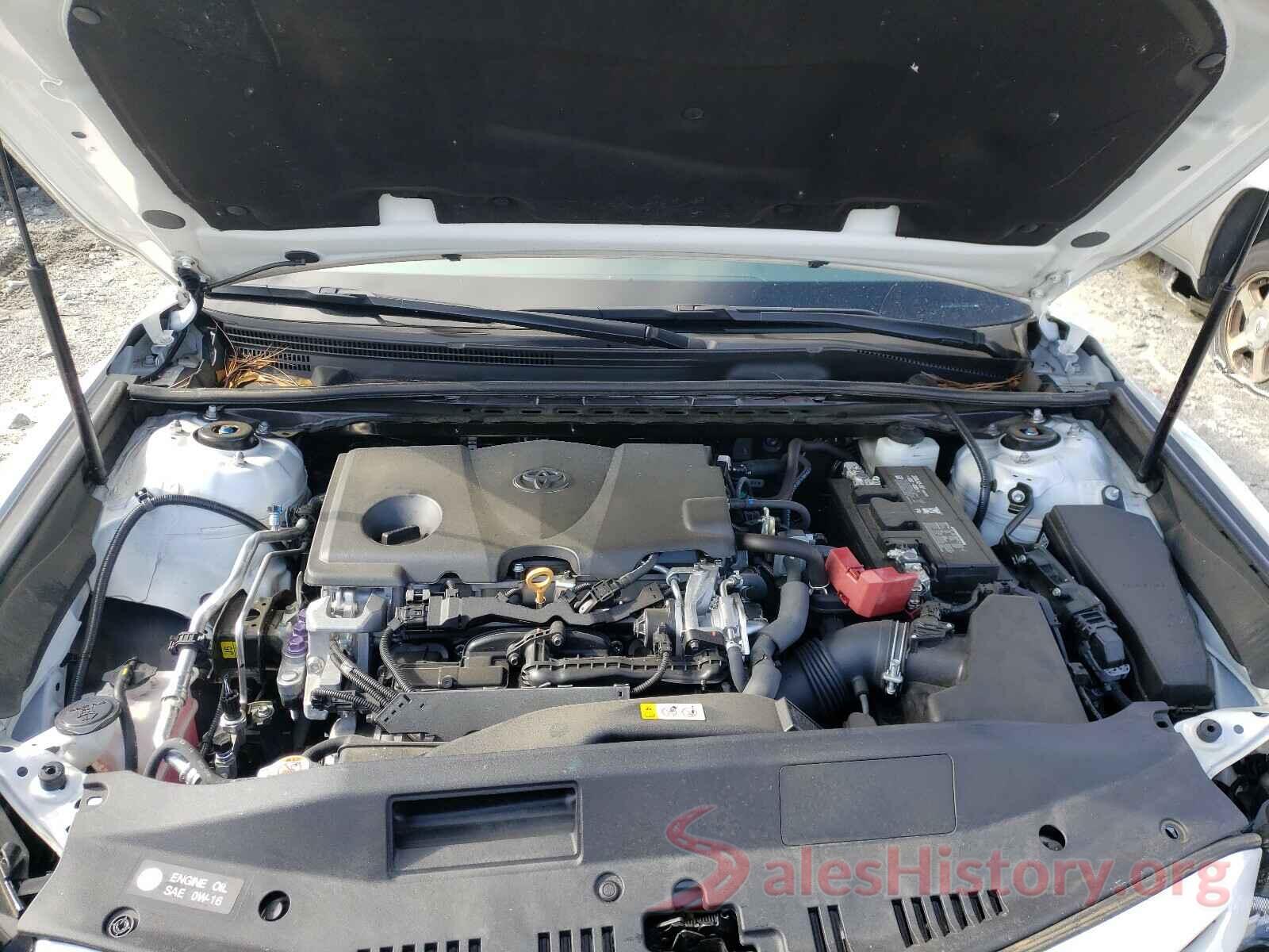 4T1B11HK8JU668071 2018 TOYOTA CAMRY