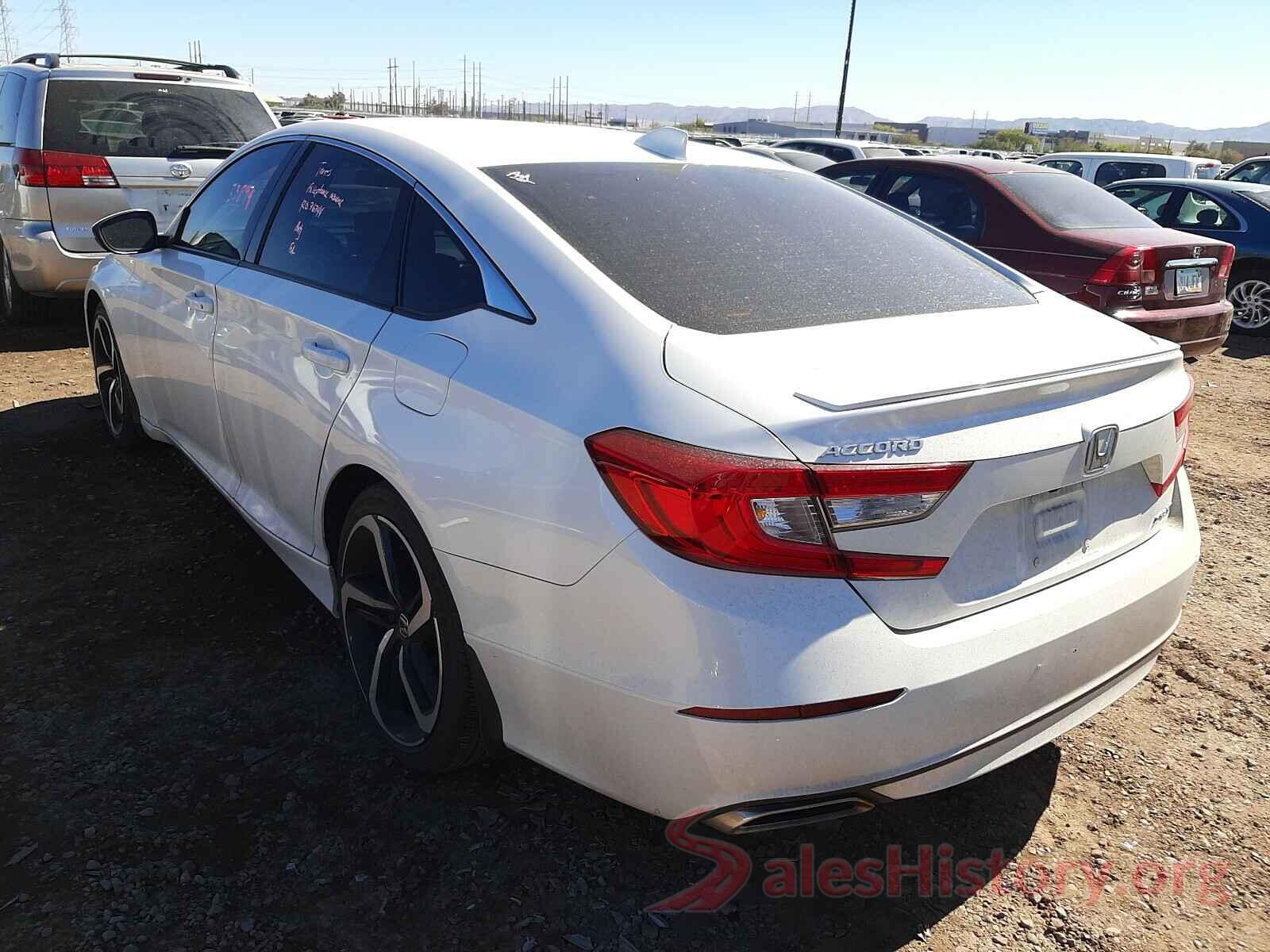 1HGCV1F30JA204705 2018 HONDA ACCORD