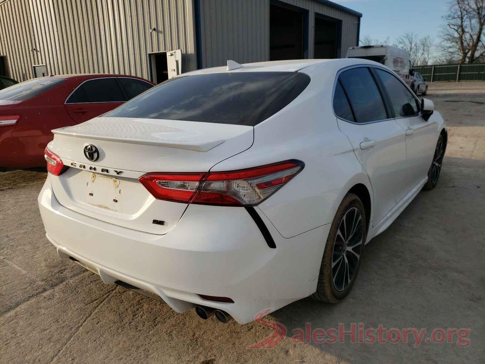 4T1B11HKXKU765502 2019 TOYOTA CAMRY