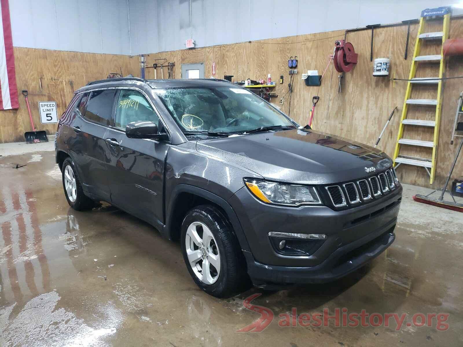 3C4NJDBB9JT314002 2018 JEEP COMPASS