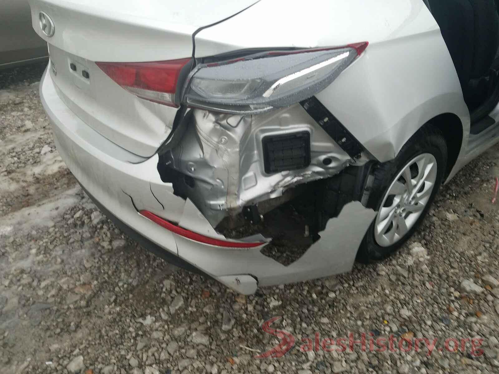 5NPD74LF7JH259688 2018 HYUNDAI ELANTRA