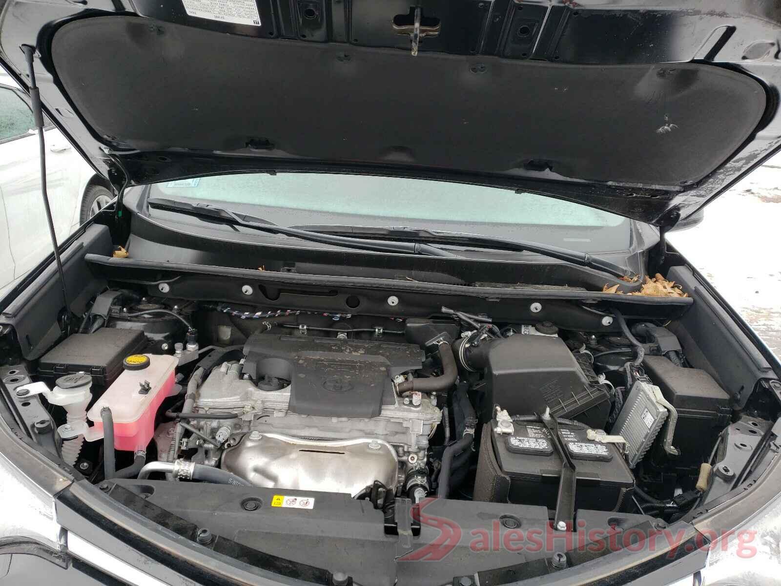 2T3BFREV1JW852872 2018 TOYOTA RAV4