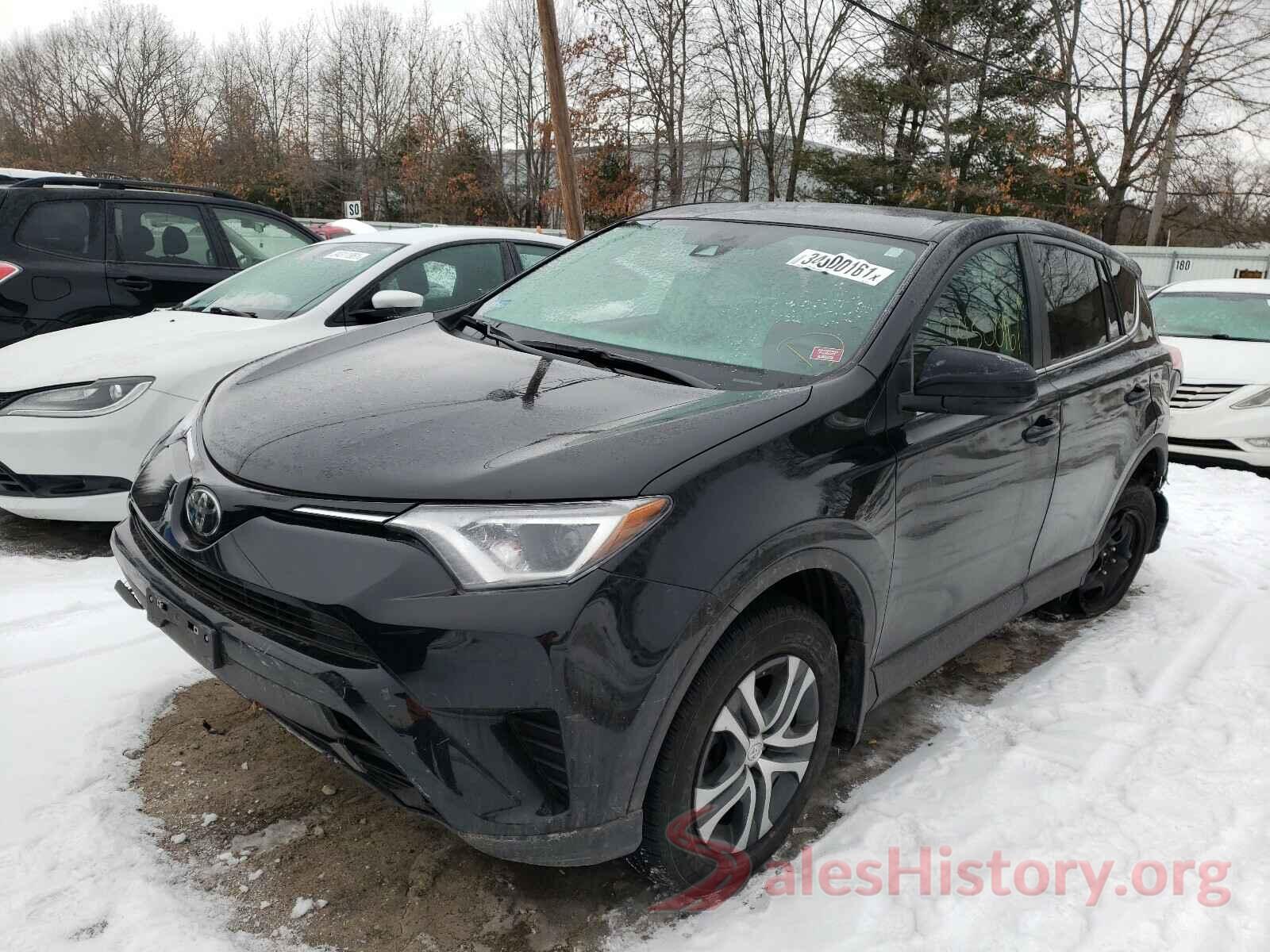 2T3BFREV1JW852872 2018 TOYOTA RAV4