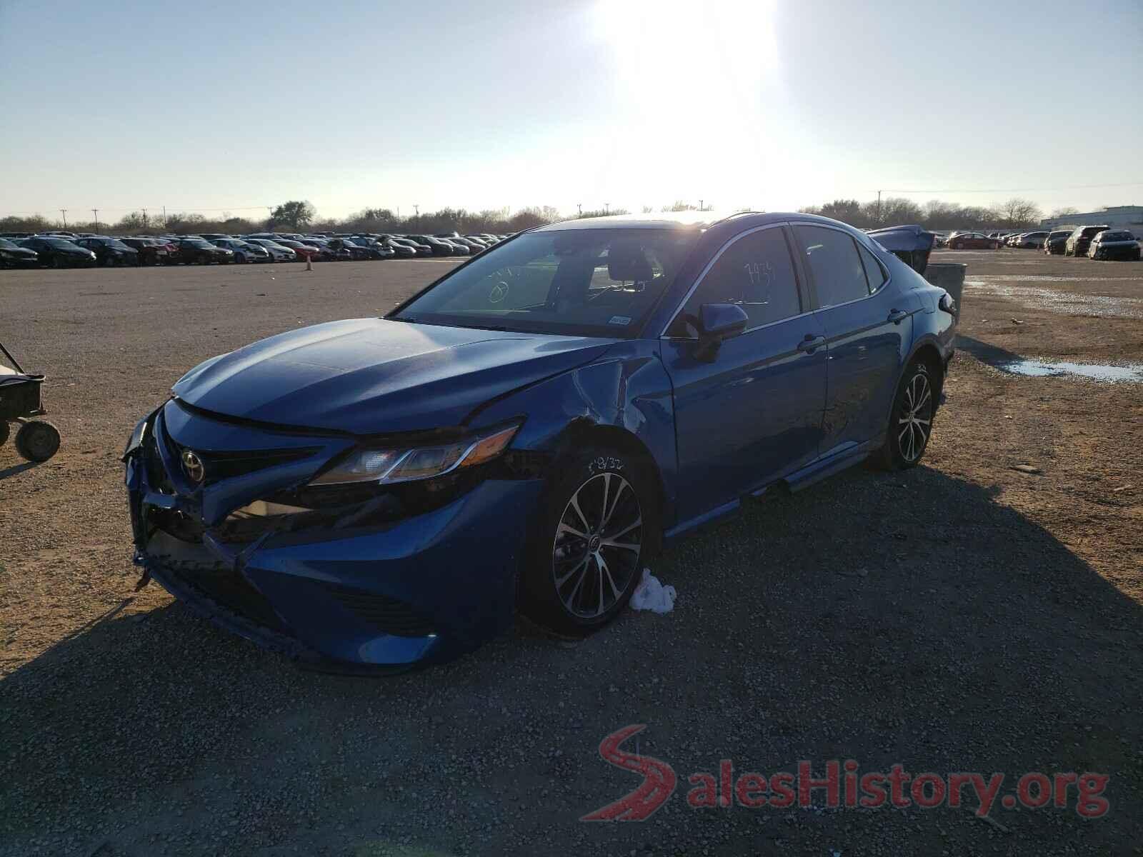 4T1G11AK2LU373566 2020 TOYOTA CAMRY