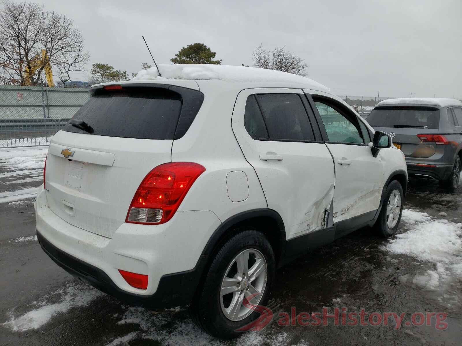 KL7CJKSB9LB030625 2020 CHEVROLET TRAX