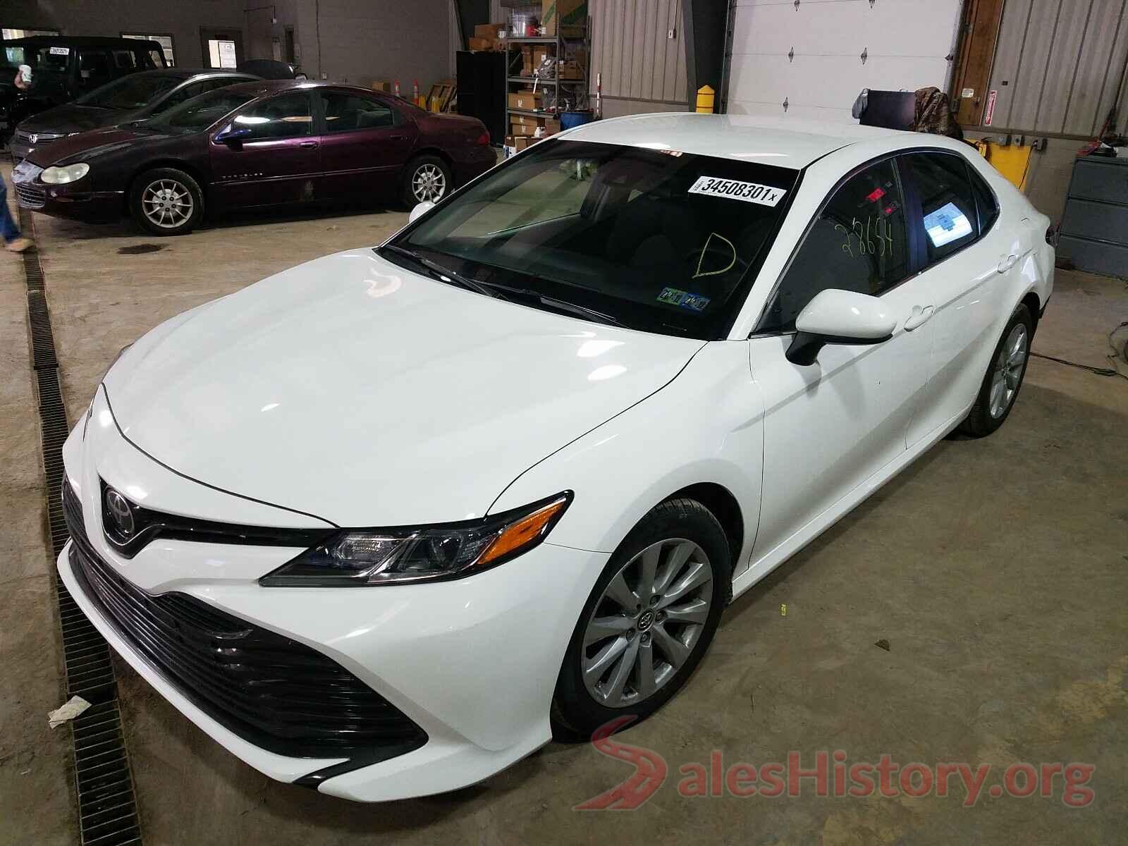 4T1B11HK1JU519338 2018 TOYOTA CAMRY