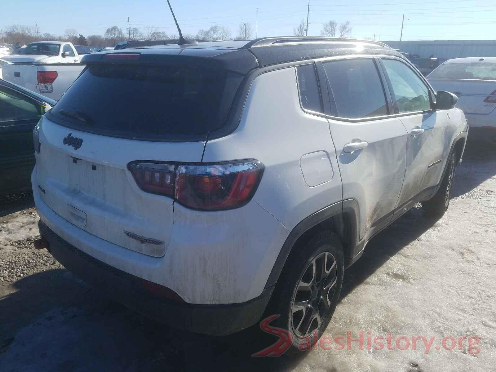 3C4NJDDB9KT721266 2019 JEEP COMPASS