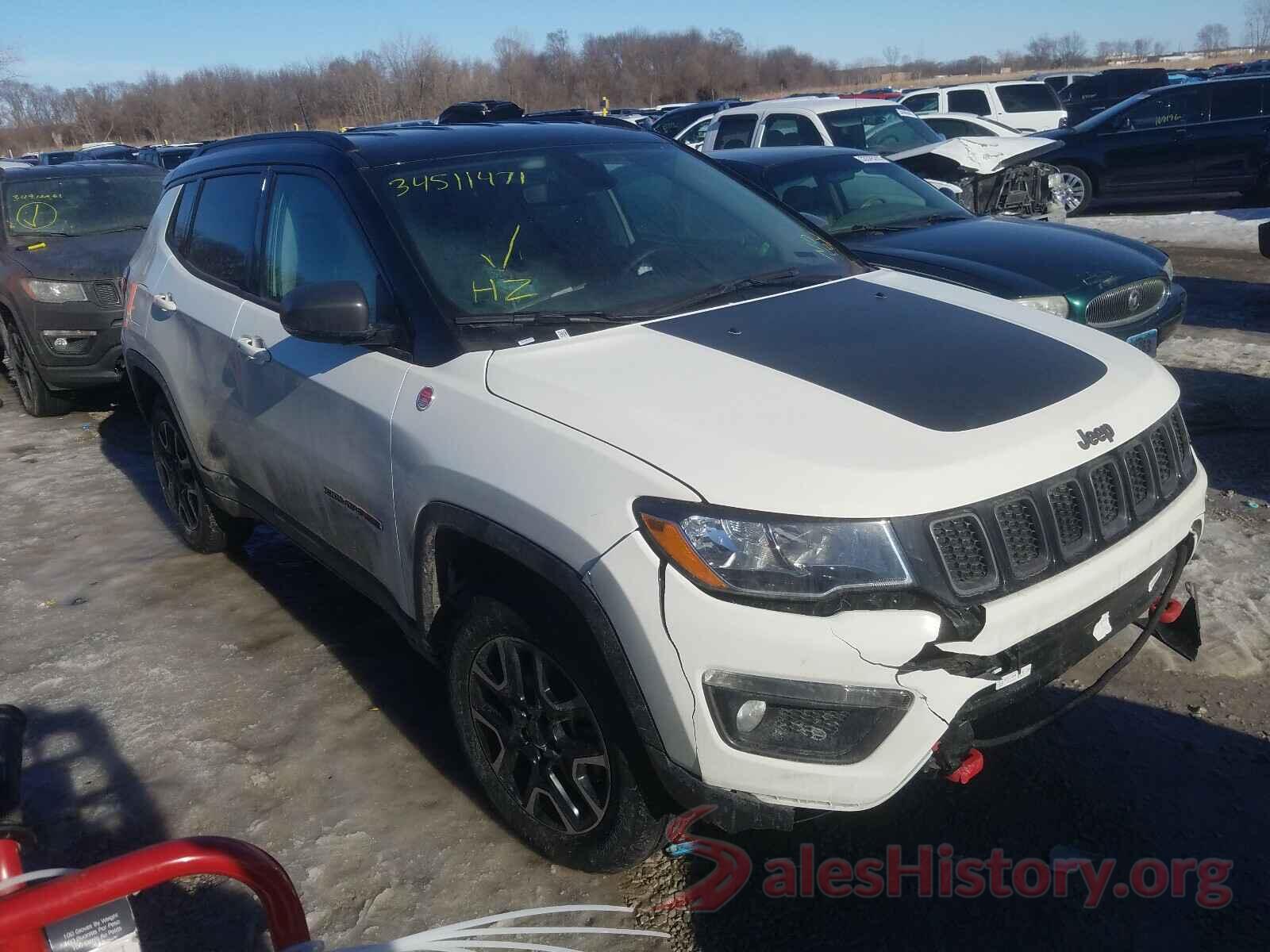 3C4NJDDB9KT721266 2019 JEEP COMPASS